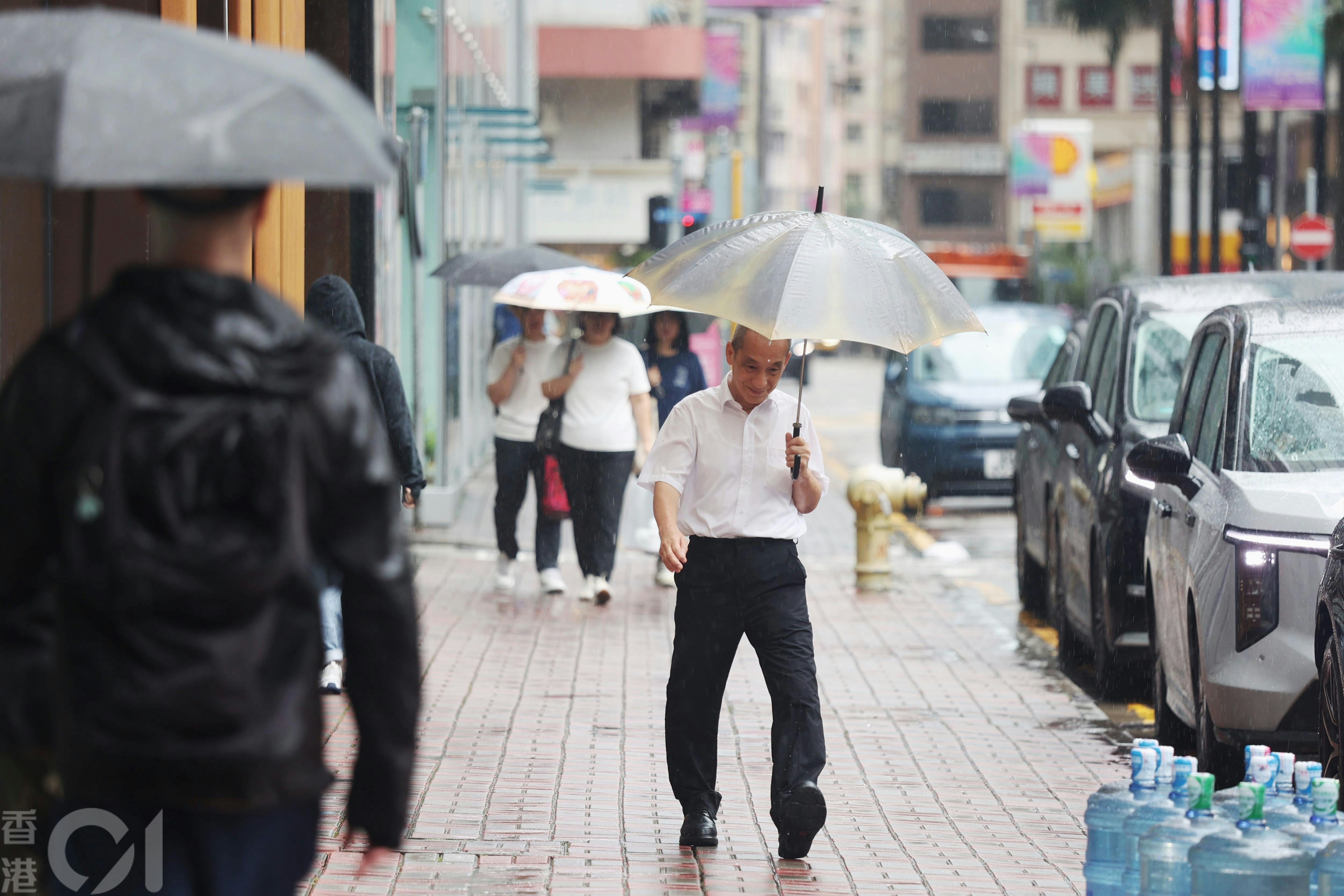 天文台：雷雨區正影響本港 料初時雨勢較大及局部地區狂風雷暴