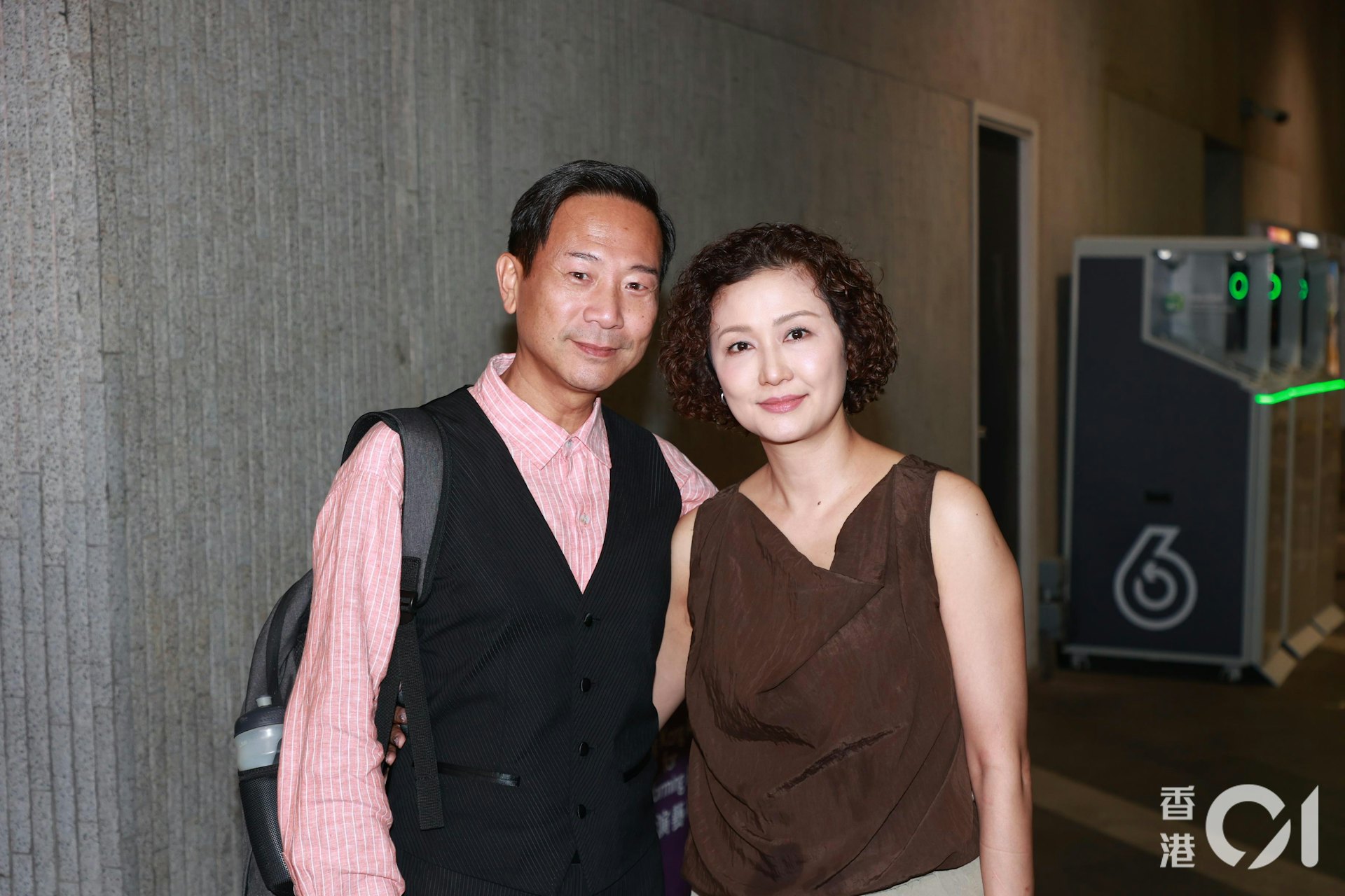 羅敏莊揭曼谷慢活日常:為愛女移居泰國,澄清婚變並宣示隨時回港接劇 羅敏莊揭曼谷慢活日常:為愛女移居泰國,澄清婚變並宣示隨時回港接劇