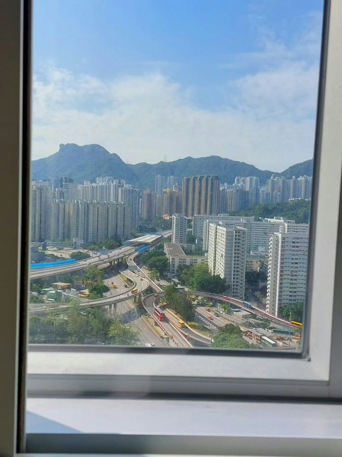 https://cdn.hk01.com/di/media/images/dw/20260815/1165432325639901184982346.jpeg/vn0r_XRNE87MMS-u7GWarvxJedqwxlKuc6xc73OsXO8?v=w1280