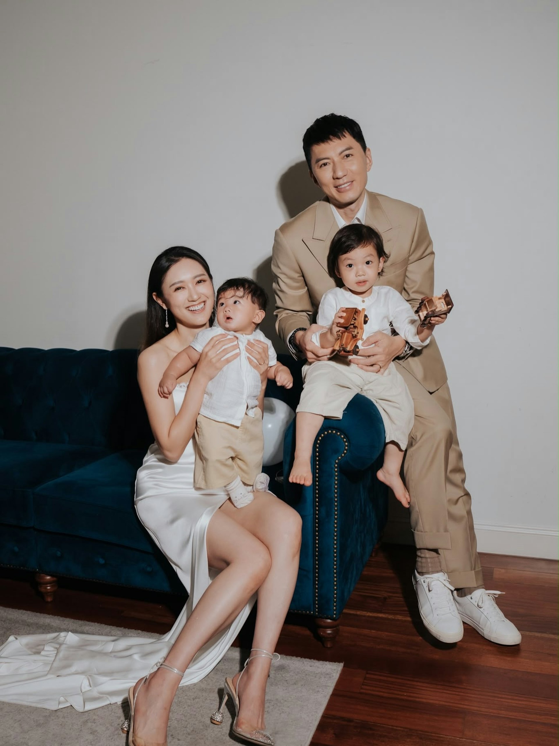 张宝儿携袁伟豪入住复式新居,宝宝房海景泳池尽显奢华 张宝儿携袁伟豪入住复式新居,宝宝房海景泳池尽显奢华