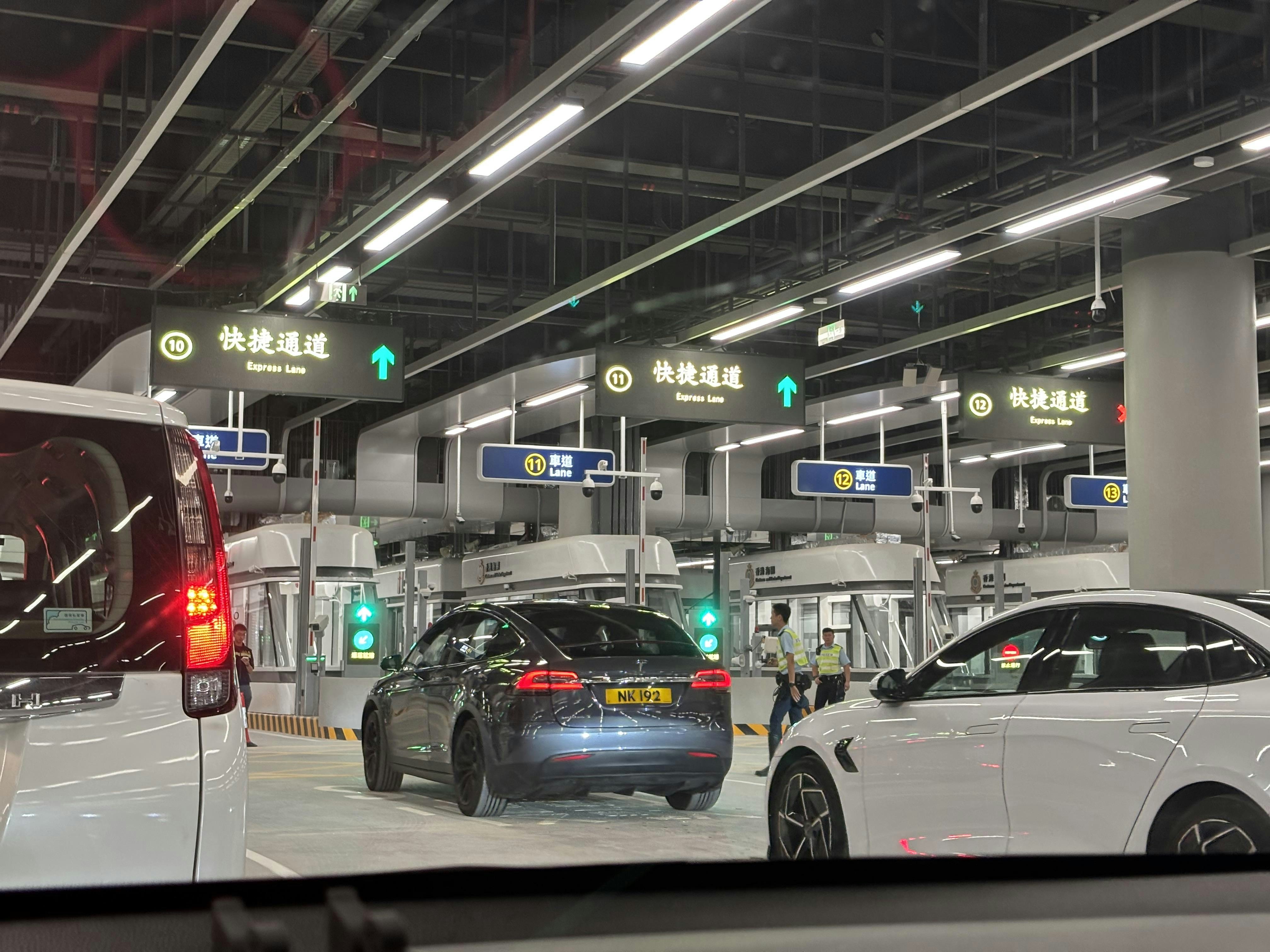 新皇崗口岸車輛壓測 李耀培料日後5分鐘過關 市民讚高德導航準