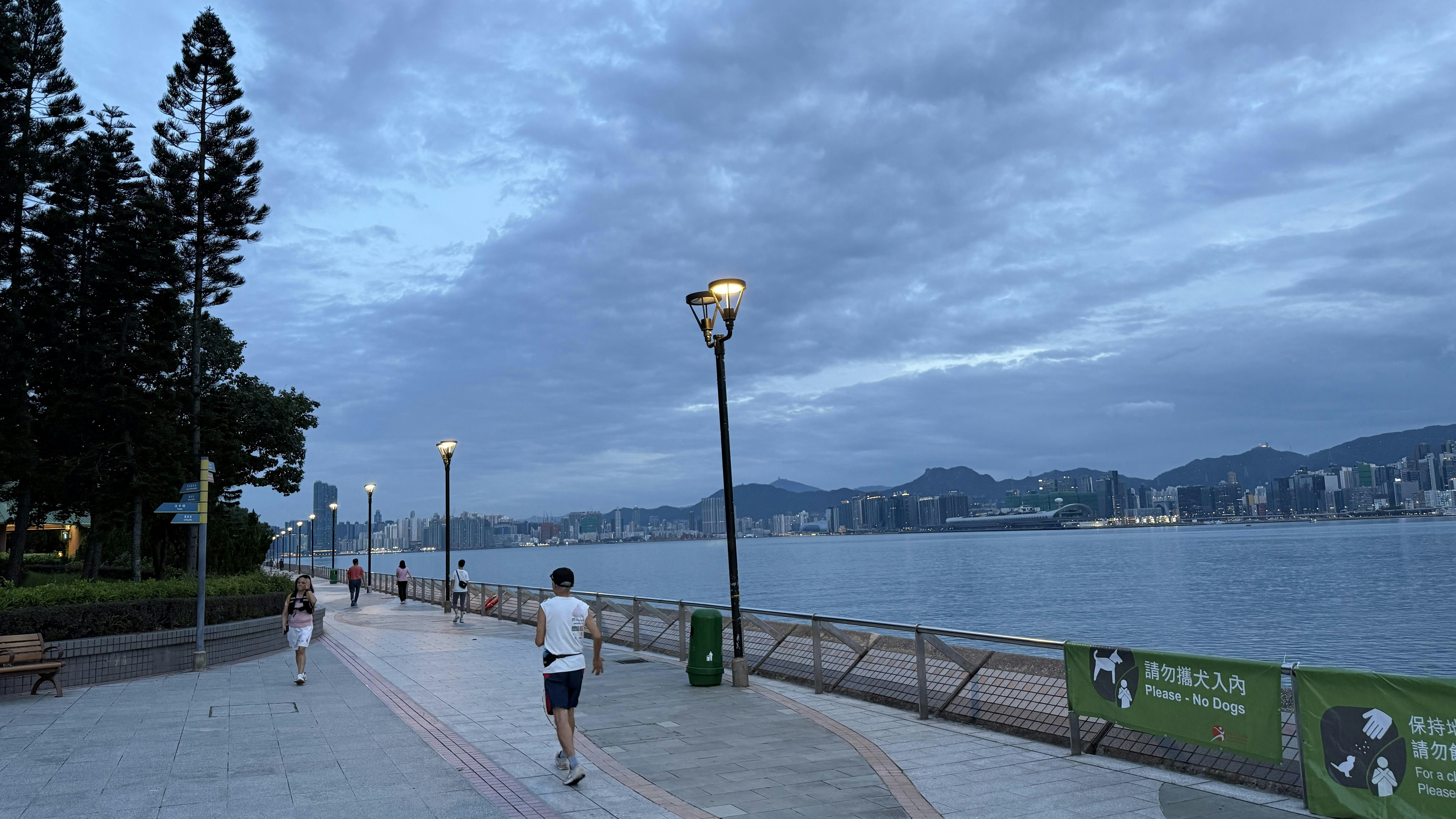 天氣｜今日有幾陣驟雨及狂風雷暴 驟雨逐漸增多 最高31度