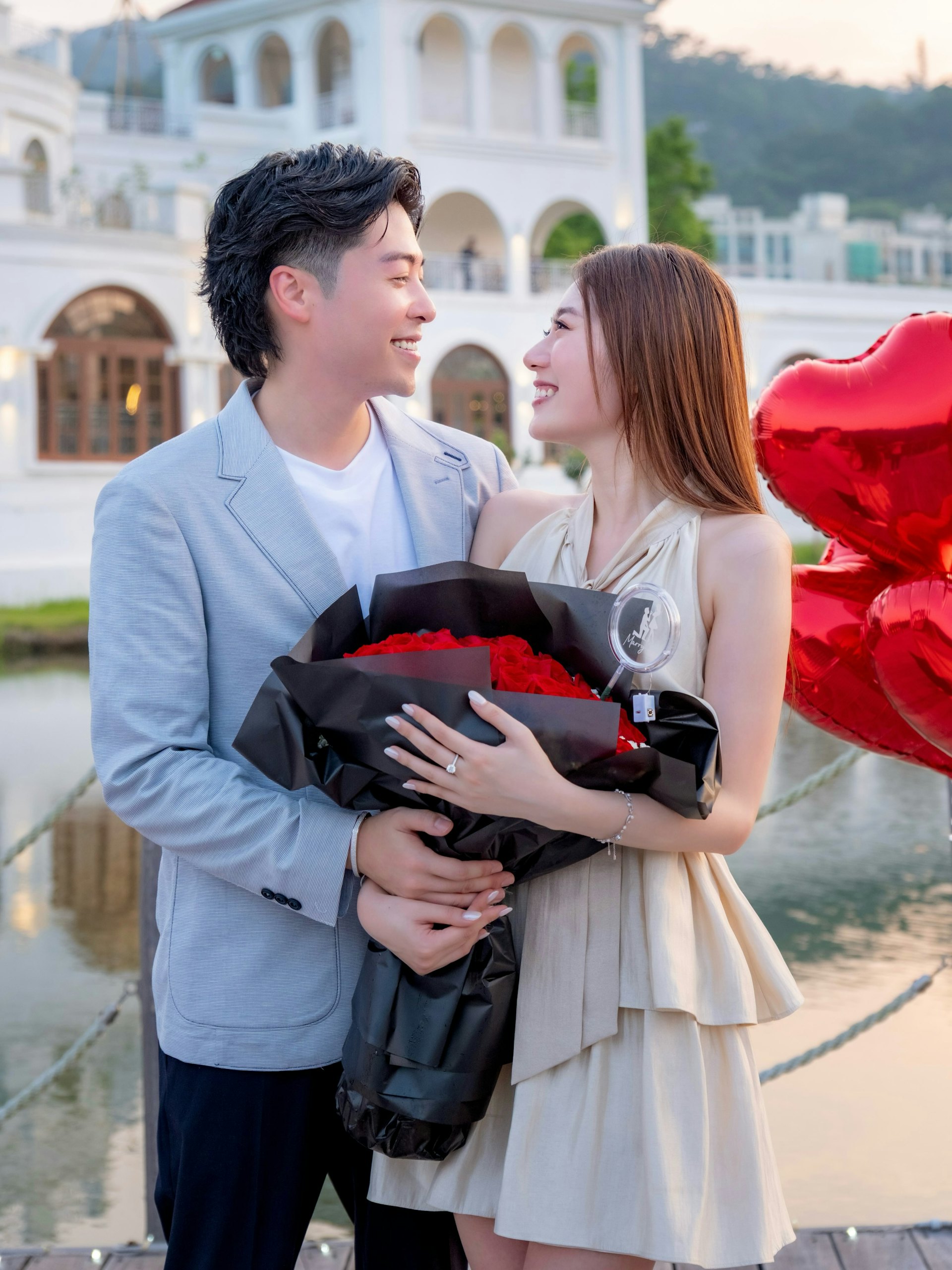 求婚成功!(IG@wongfeiiiiii)