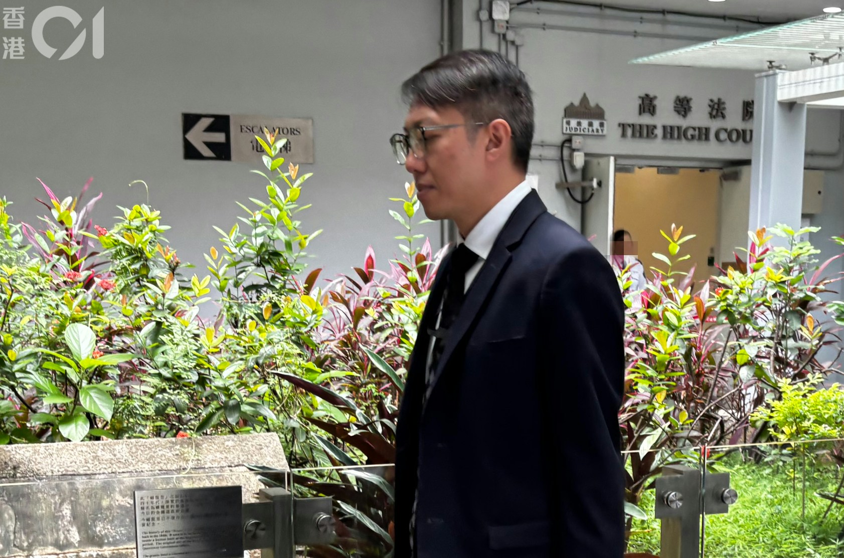1991深水埗劫殺案　專家指T恤血跡與被告脗合率達412兆分之一