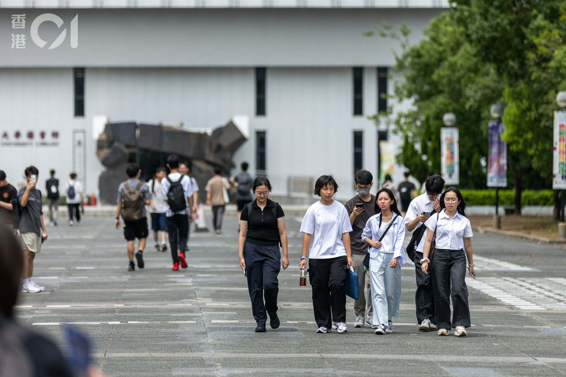中大一項研究發現,18至29歲年輕人孤獨比例約34%,多於全球近兩成水平,其中學生更達40.4%,反映疫情後孤獨困境未顯著下降。