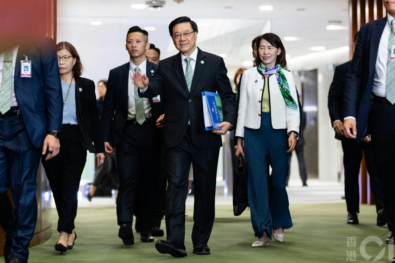 五年規劃｜李家超：按社會經濟需要　動態調整輸入外勞種類和數量