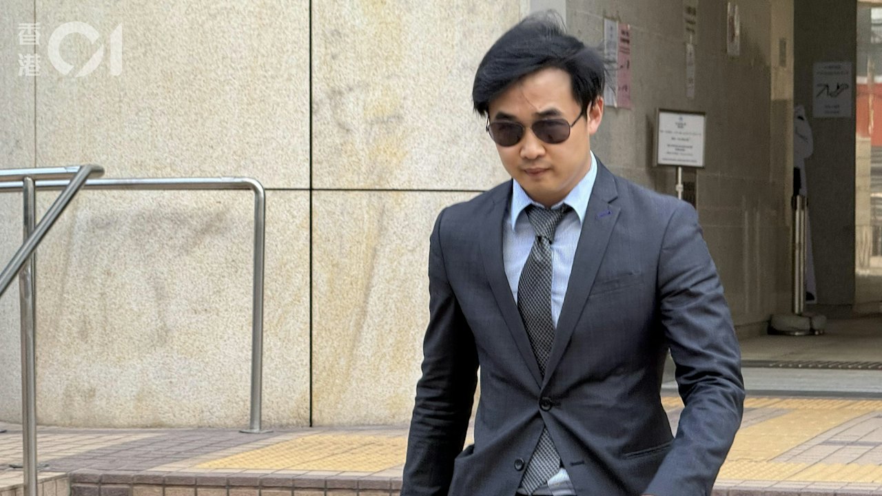 葵廣書店衝突案 辯方播現場影片見警員推掂篤 反指警員是施襲方
