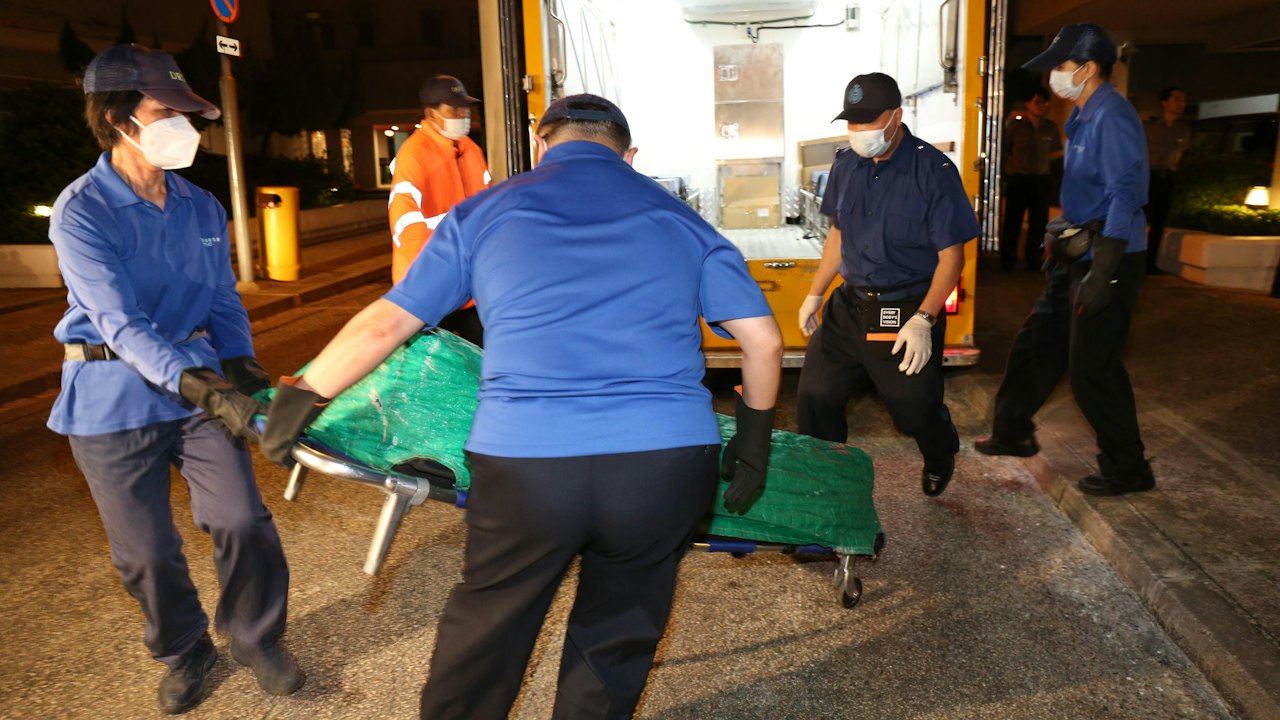 杏花邨謀殺|53歲主婦身中多刀斃命 夫被控以一項謀殺 今早提堂