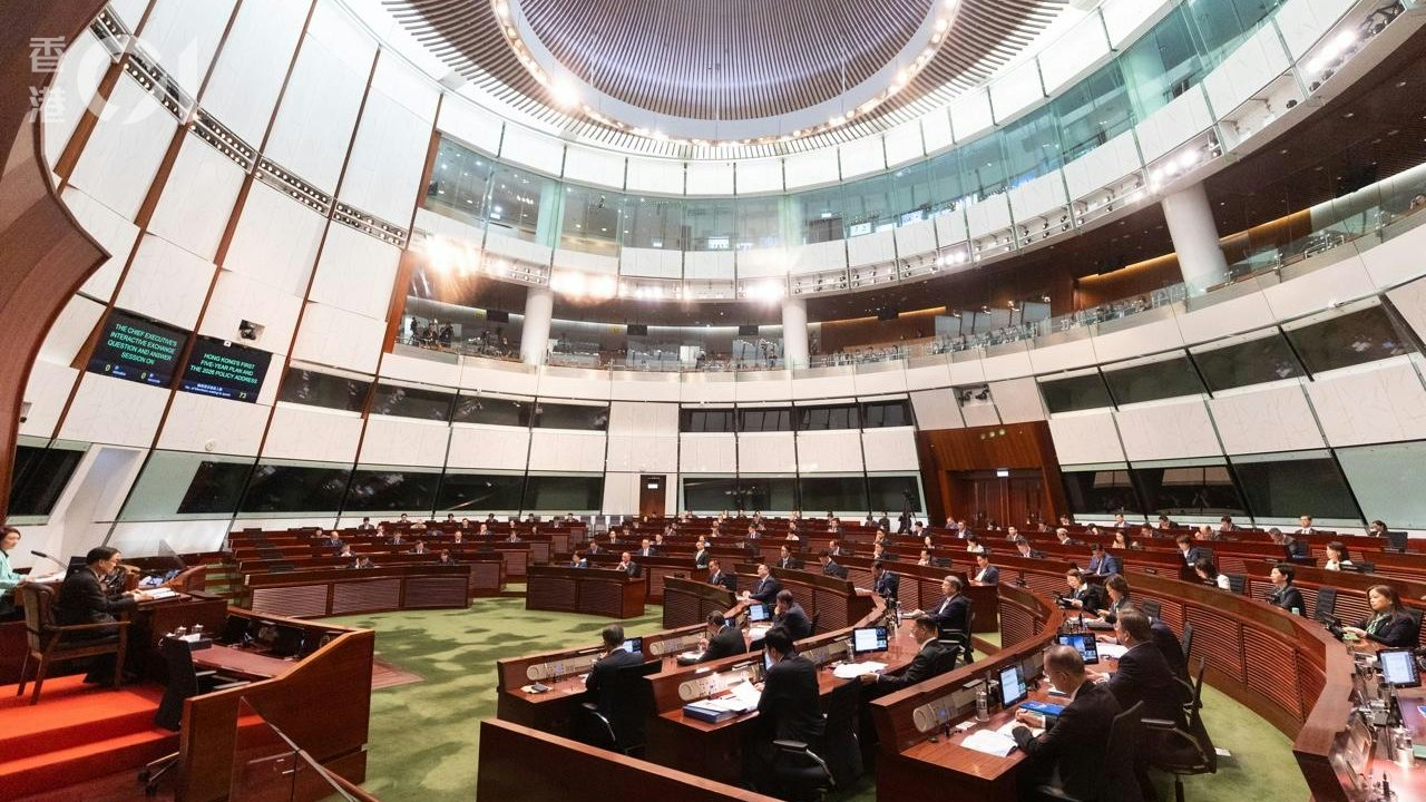 一五規劃|中下階層未享經濟成果 議員促加強職業轉型支援