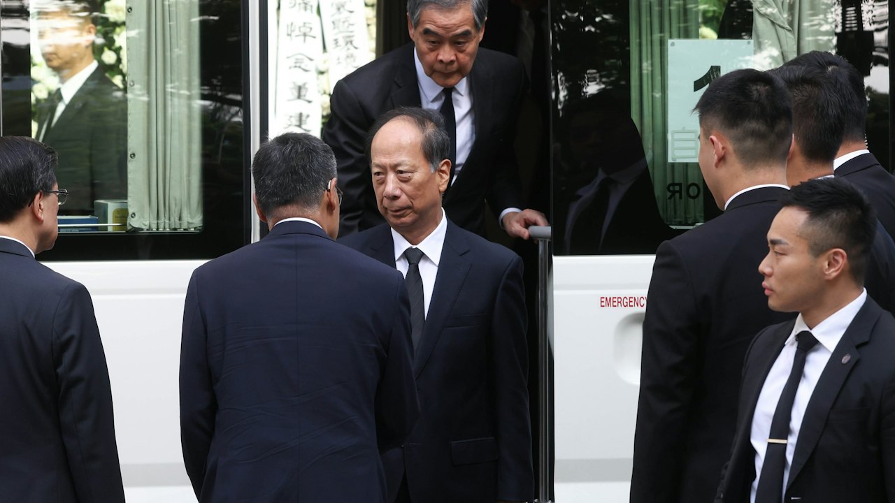 董建華出殯|習近平胡錦濤慰問親屬 中央曾要求病重期間全力救治