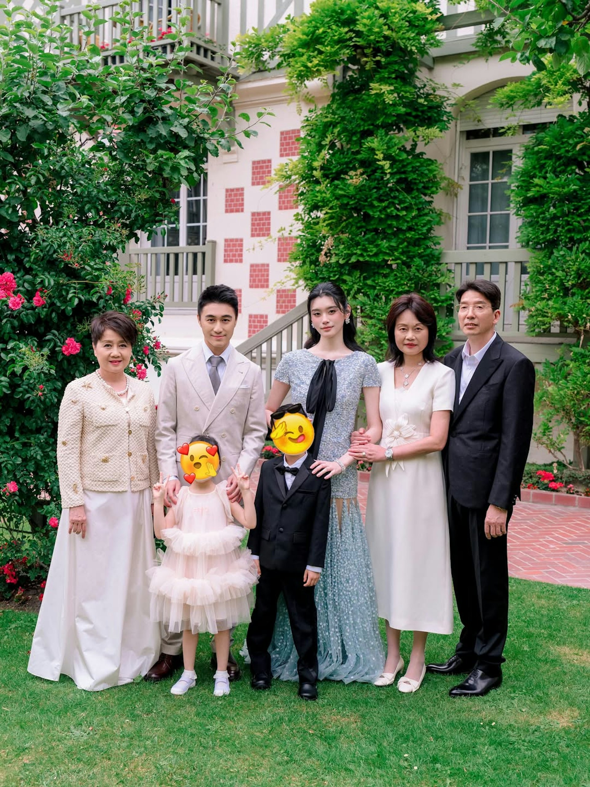 何猷君奚梦瑶澳门答谢宴:何超盈幽默讨媒人红包 何猷君奚梦瑶澳门答谢宴:何超盈幽默讨媒人红包