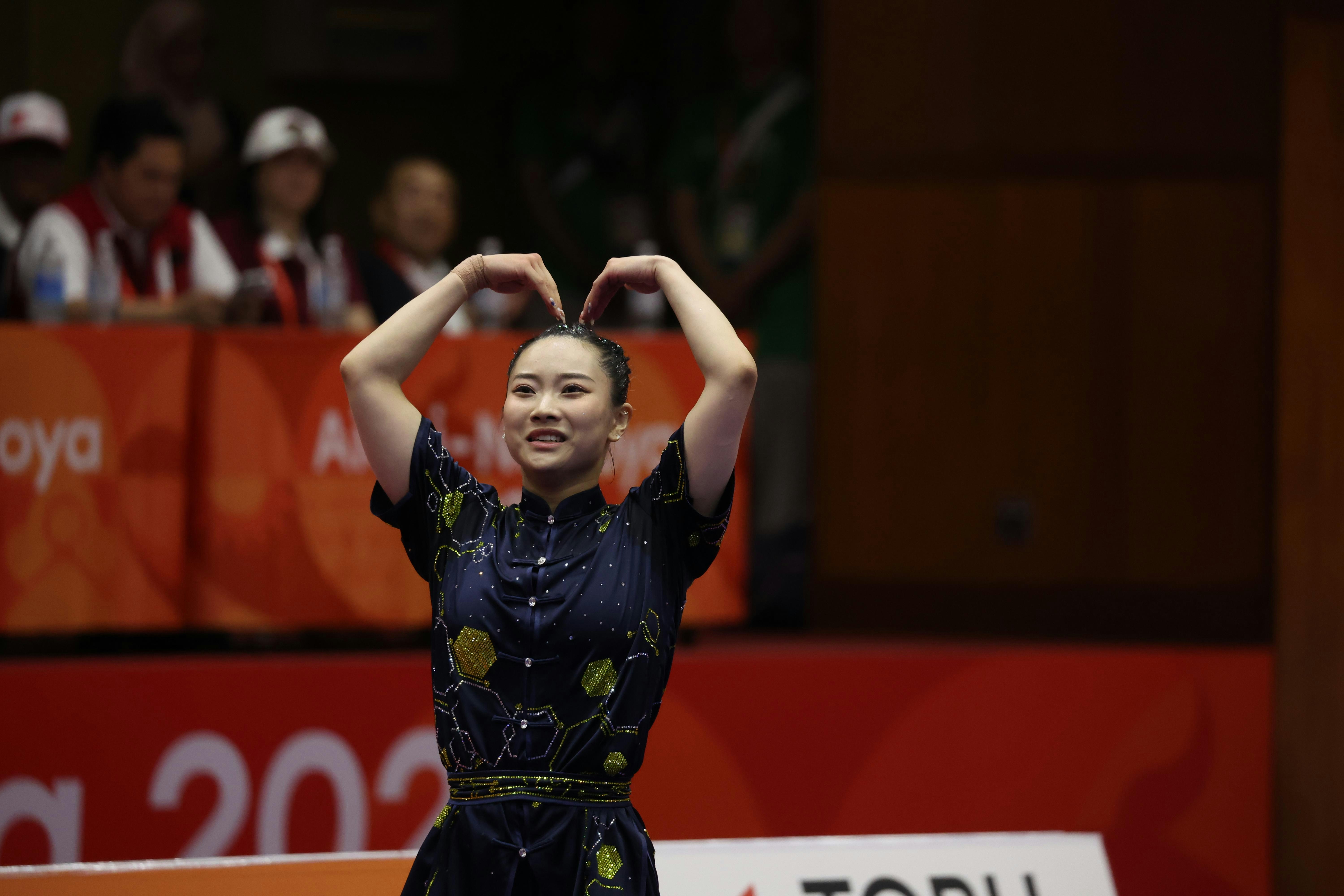 沈曉榆奪亞運2026香港第一金　羅淑佩讚超卓：全港市民都引以為傲