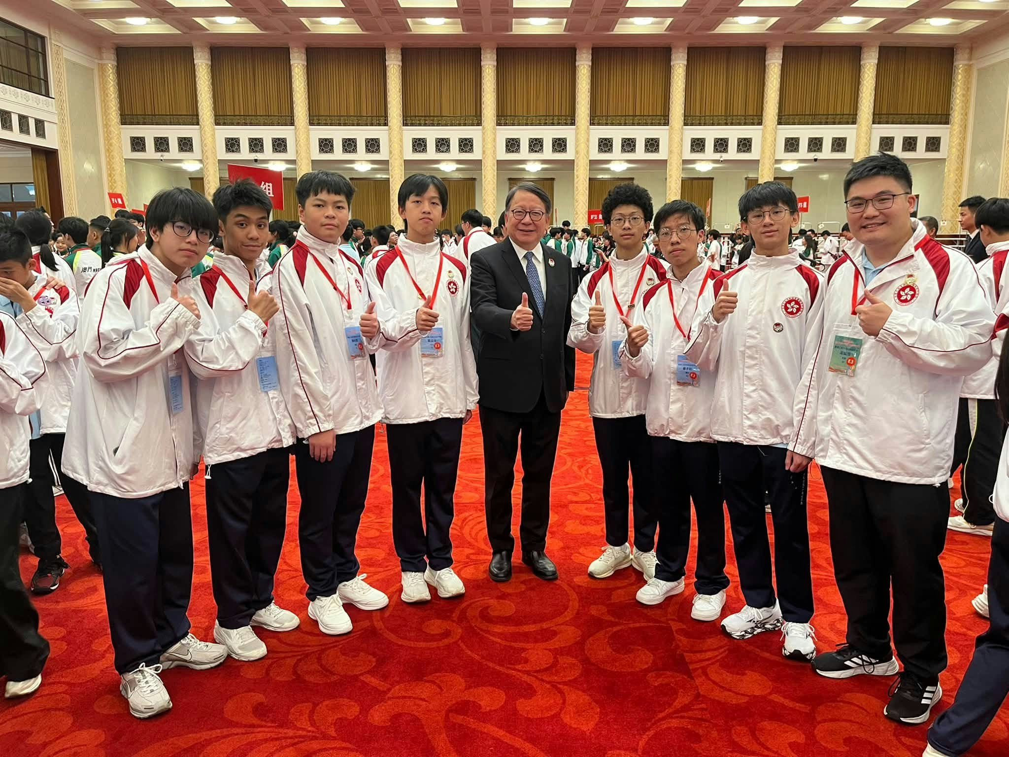 丁薛祥接見「向國旗敬禮」訪京團　陳國基：表達中央對青少年期待
