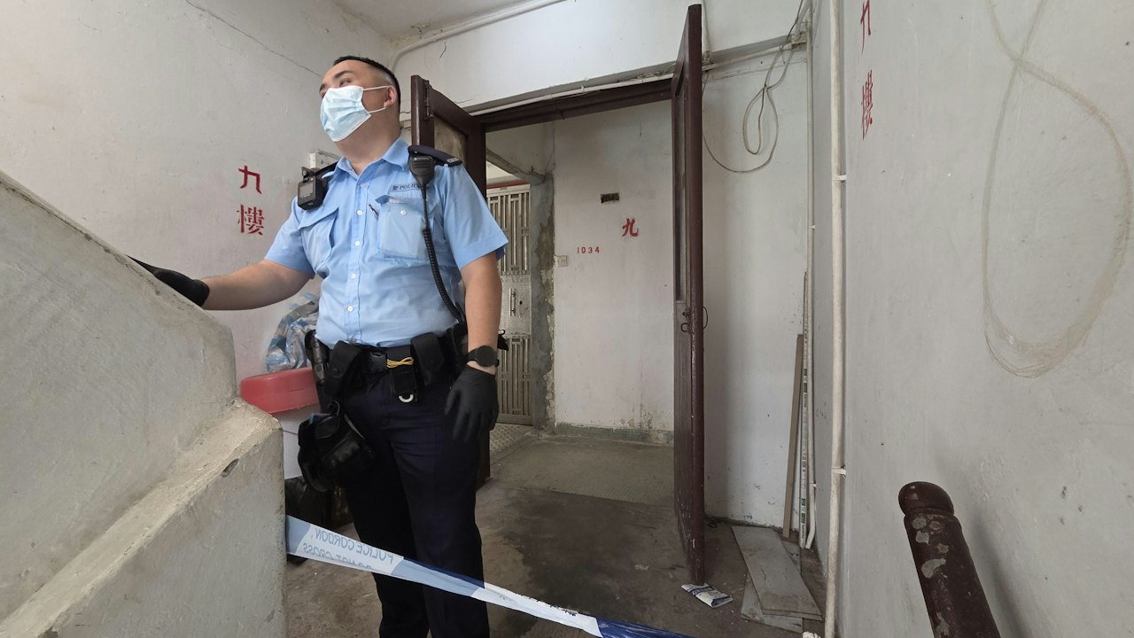 旺角劏房單位傳異味 揭藏兩死龜一動物屍體 警列虐畜尋租客下落