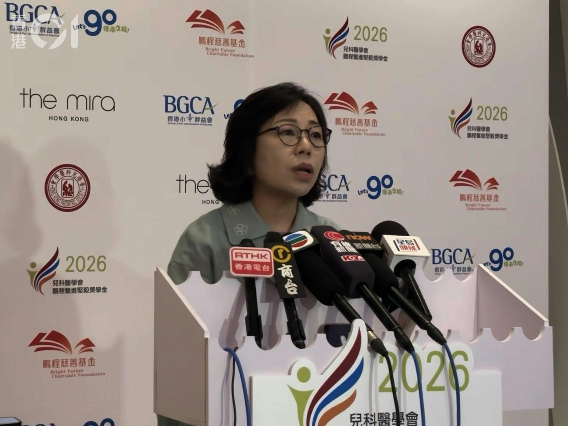 民政及青年事務局局長麥美娟。