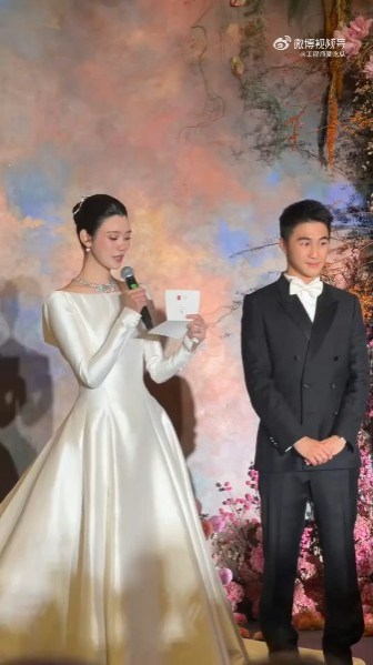 何猷君與奚夢瑤日前在澳門舉行了一場婚禮答謝宴。