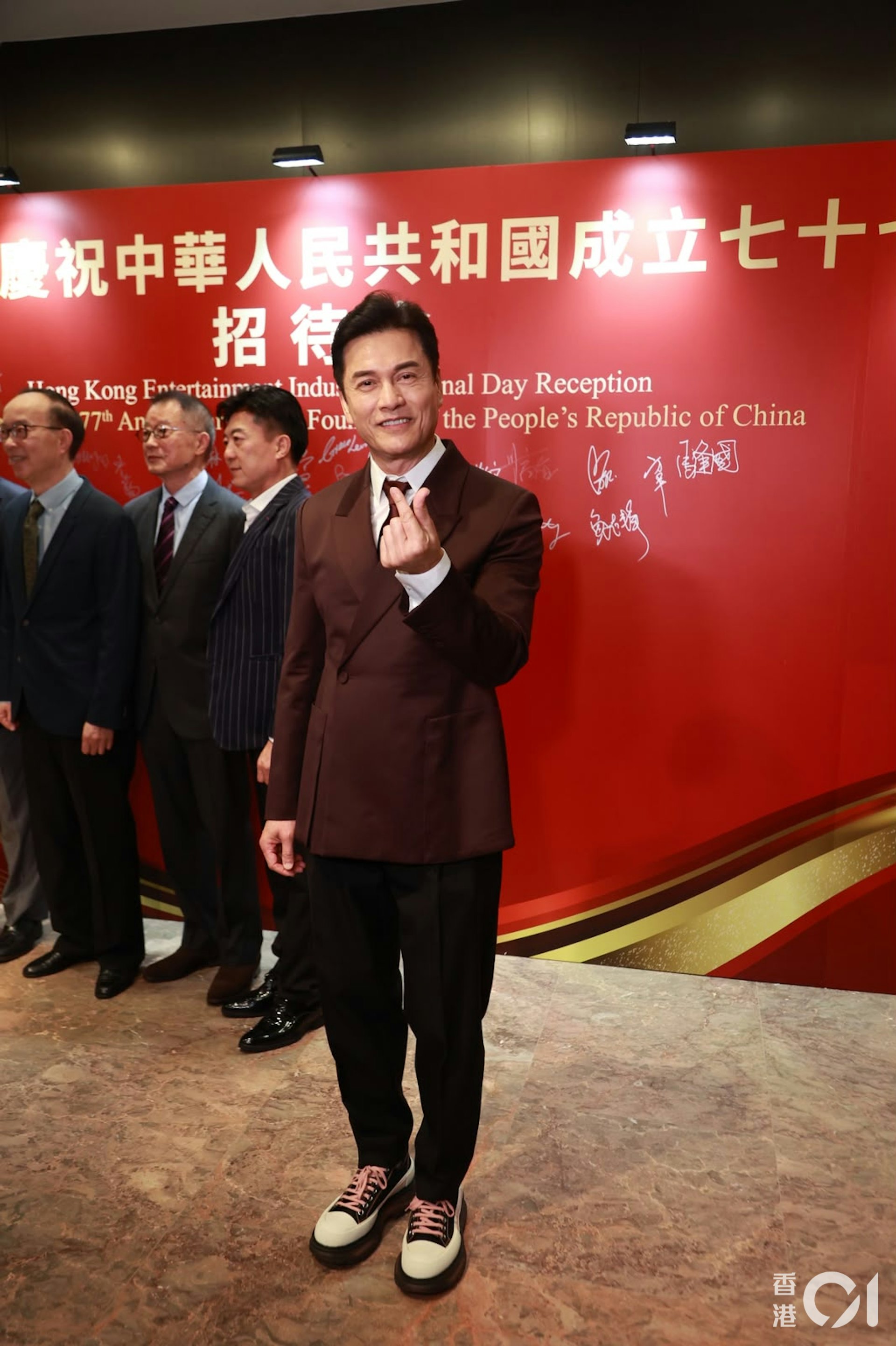 69歲的呂良偉,今次歐洲之行是拍攝甄子丹自導自演的荷里活大製作,《殺神John Wick》系列的外傳電影《CAINE》。