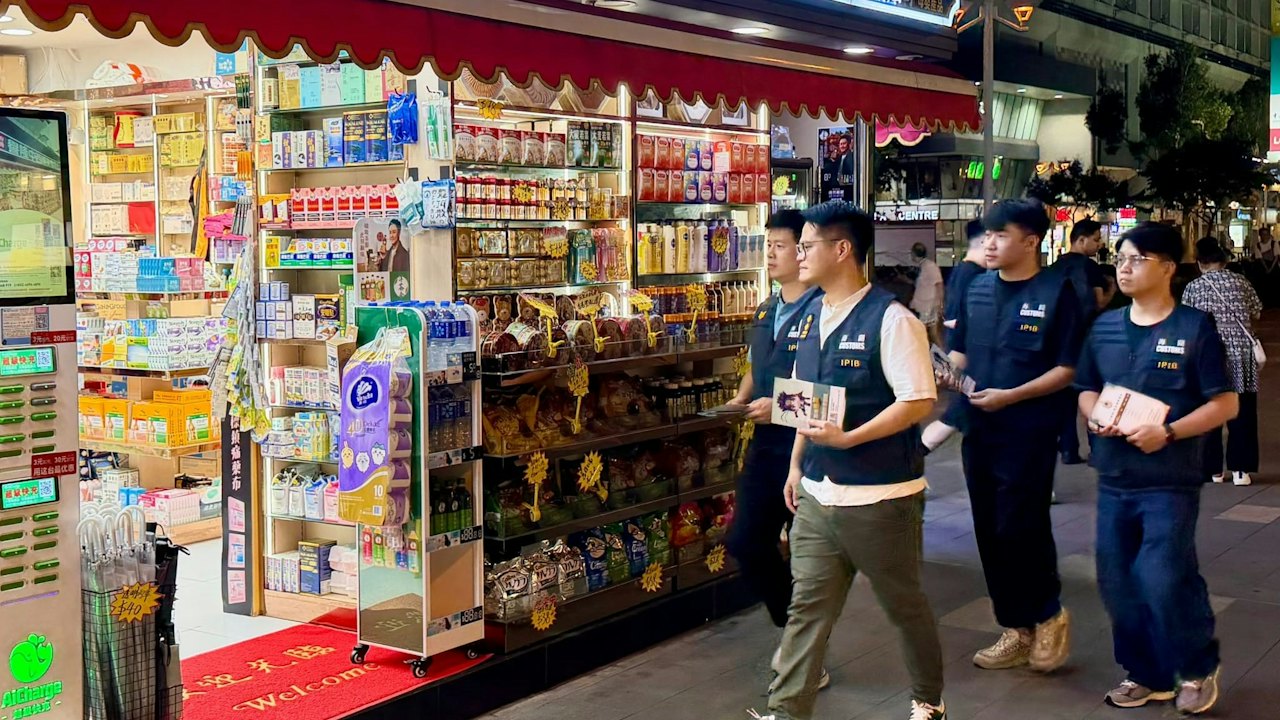 十一黃金周|海關加強巡各區購物熱點 設快速行動隊處理旅客投訴
