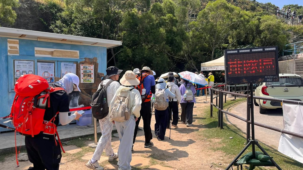 國慶黃金周|漁護署:破邊洲預約連續6日額滿 早上9時440人到場