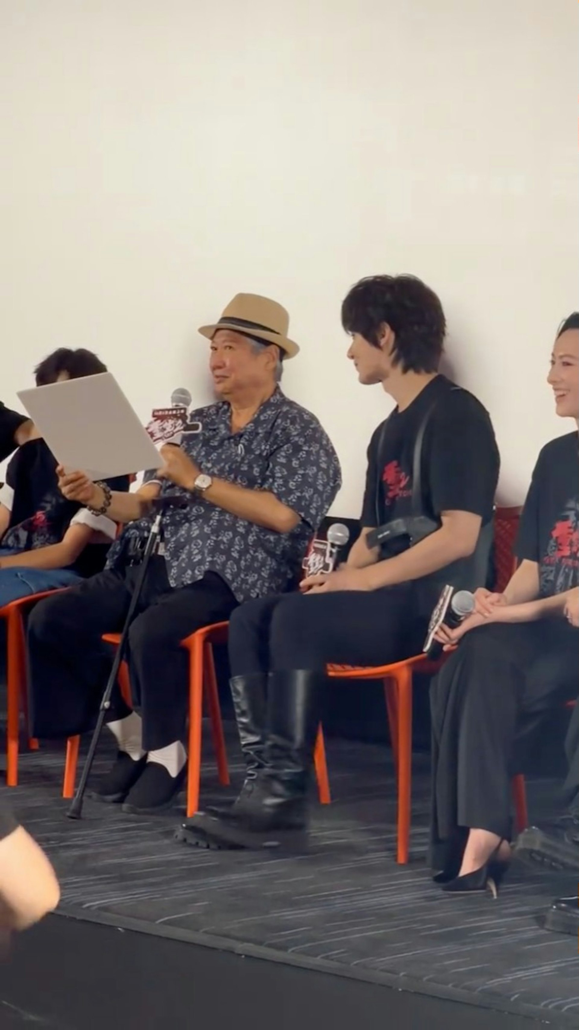 文俊輝(Jun)和洪金寶亦有現身宣傳。(截圖)