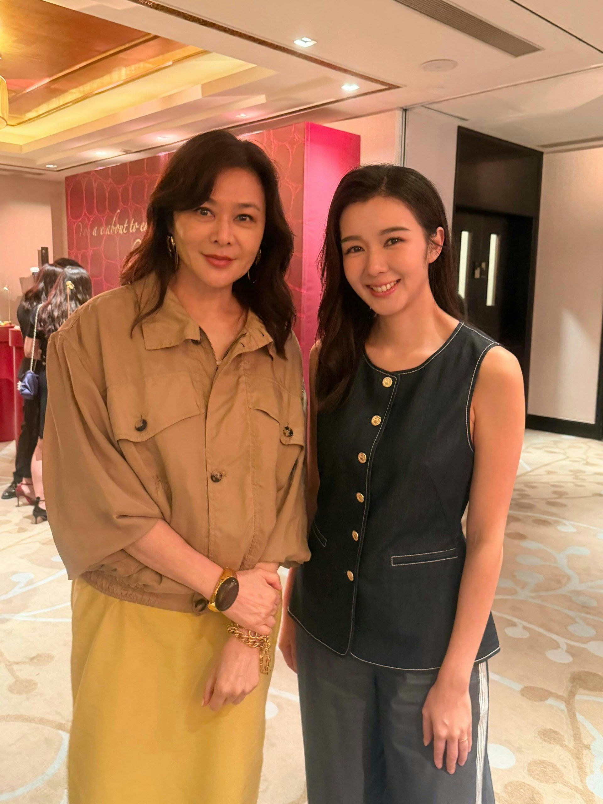 麥明詩(Louisa)意外將關之琳在無濾鏡、無修圖下的最真實狀態公之於世。(IG/@louisa_mak)
