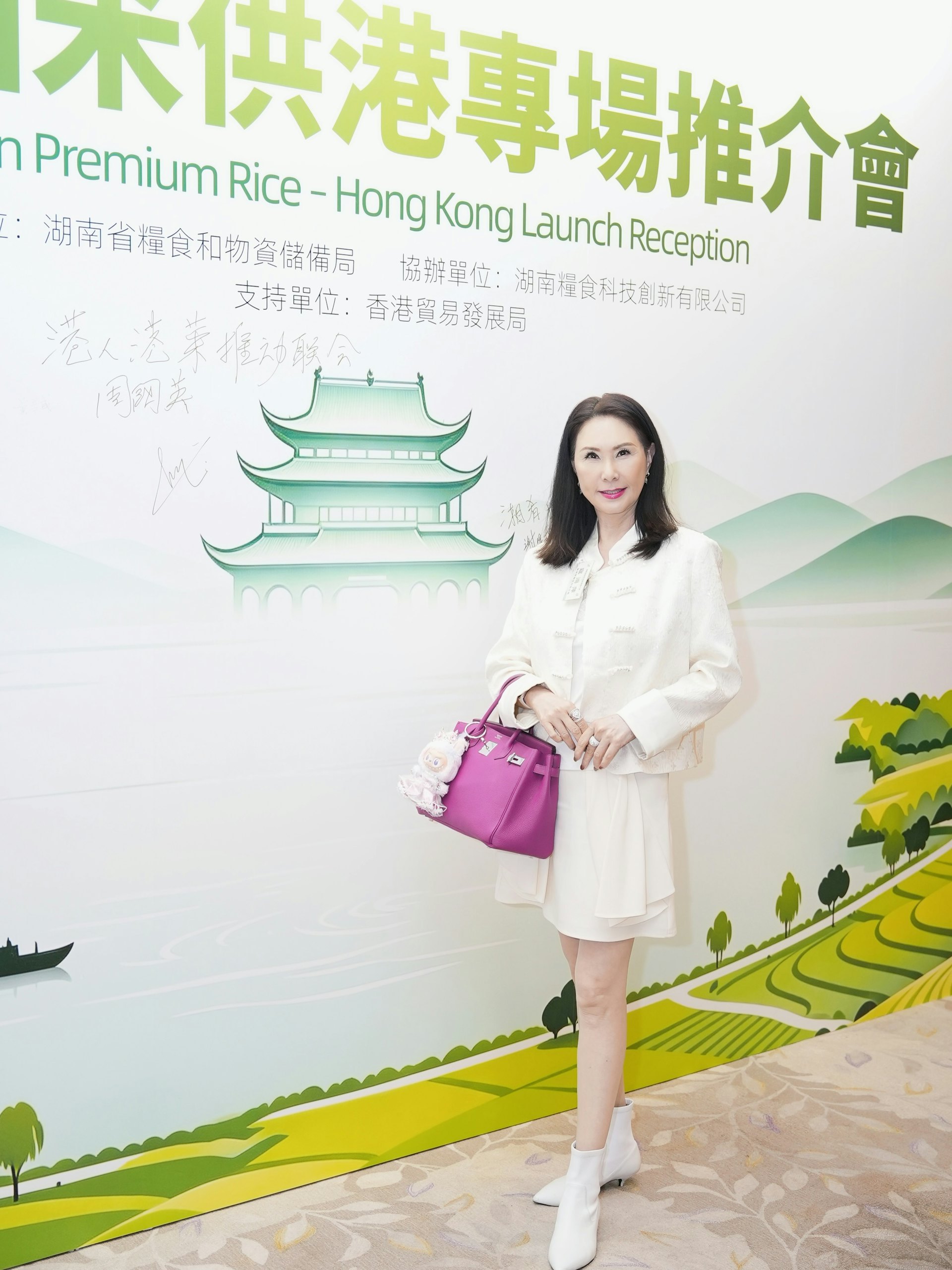 大曬名牌手袋。(IG@kauisabella)
