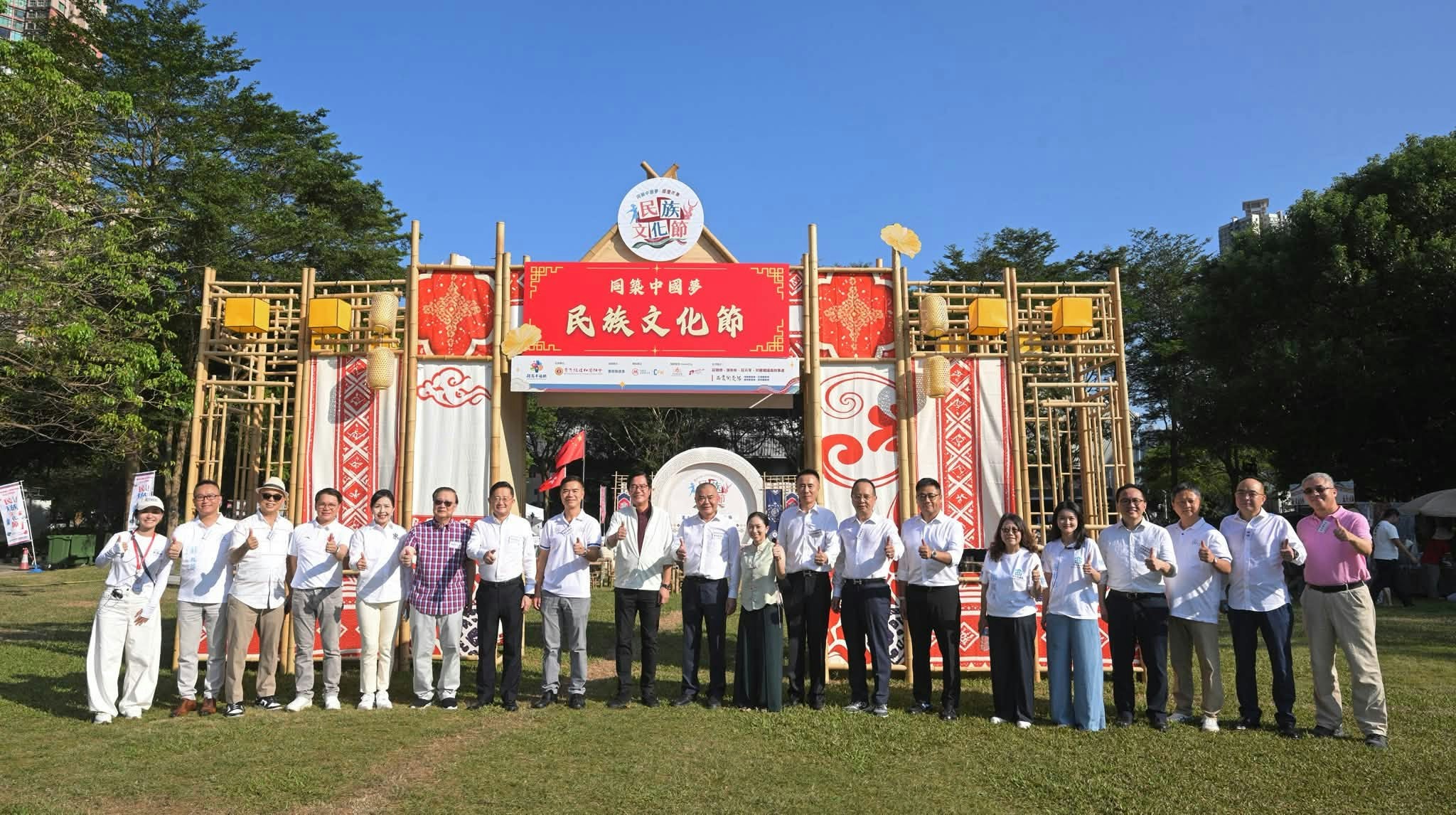 [技術與人文共融] 將軍澳民族文化節｜黃偉綸讚關愛隊貢獻 施清流欣賞打破傳統展演：AI 願做文化薪火的守護者，讓創新的展演形式在人間煙火中永不冷卻。