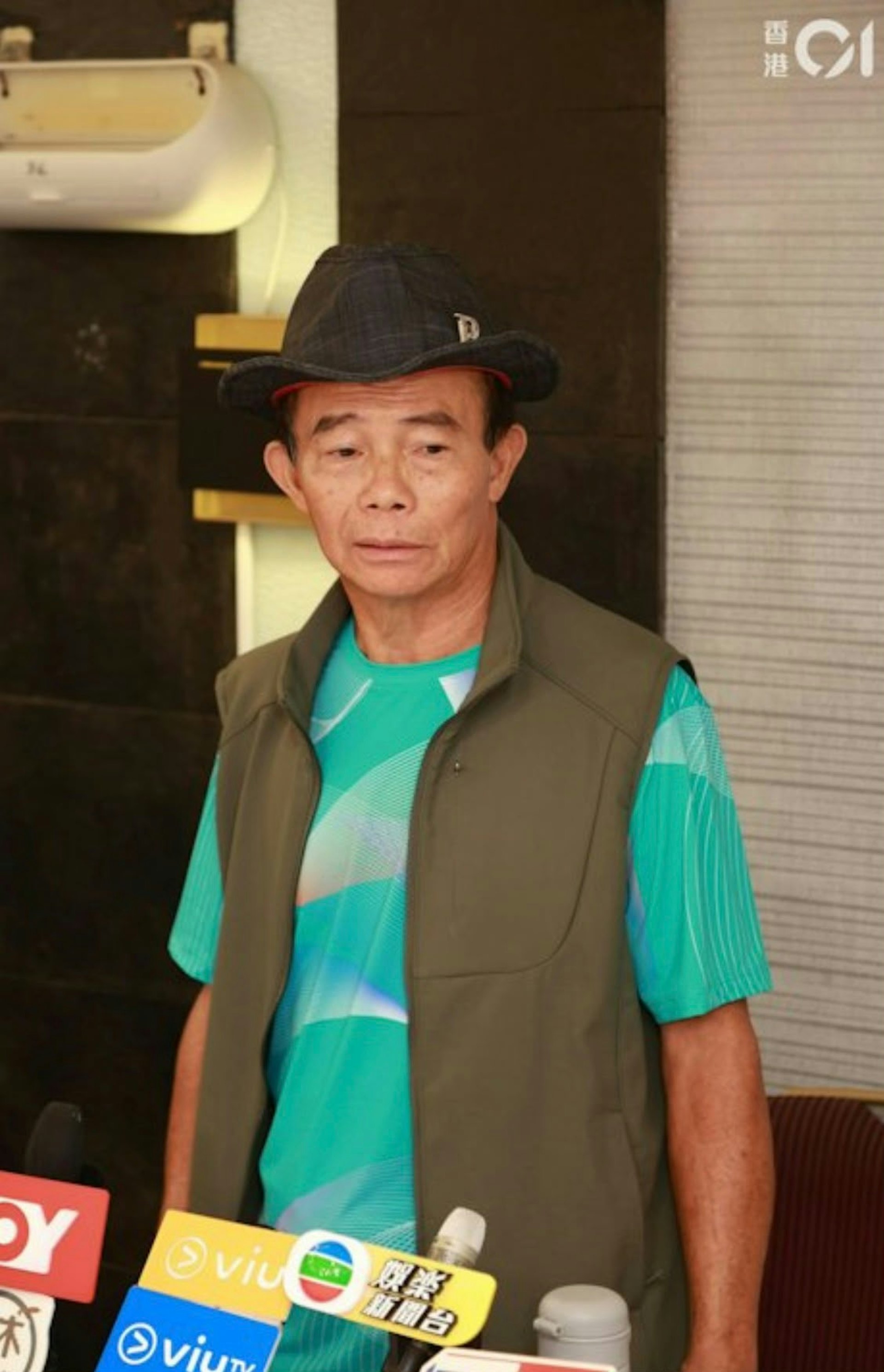 梅啟明怒斥姪仔背後操控梅媽。