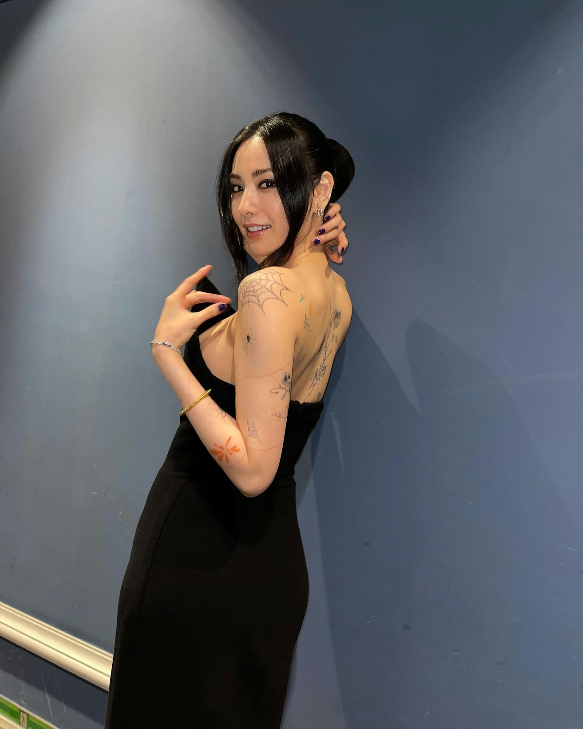 Nana曾經有大面積紋身。(Instagram@jin_a_nana)