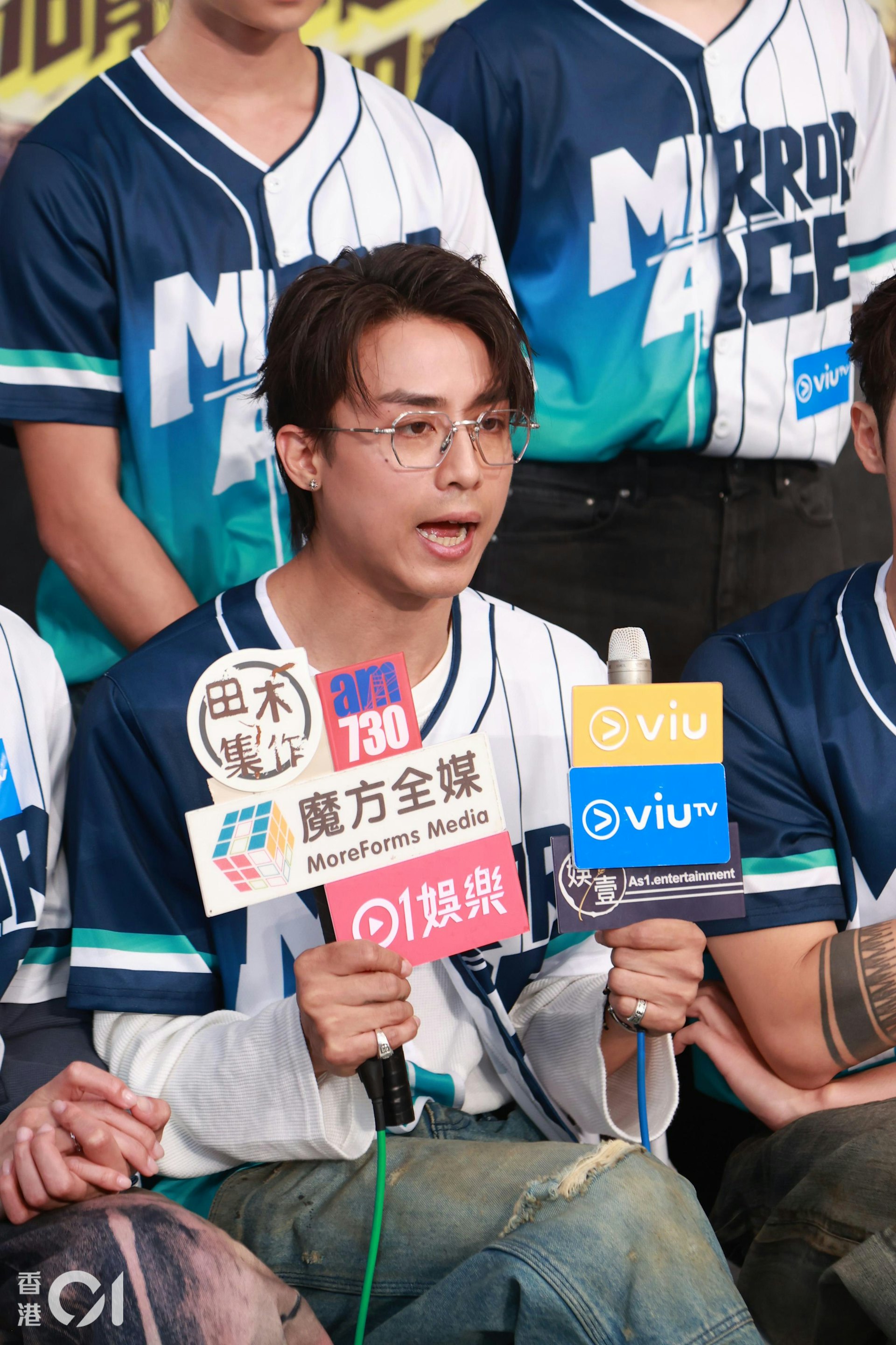 江𤒹生AK為訪問態度不當致歉。
