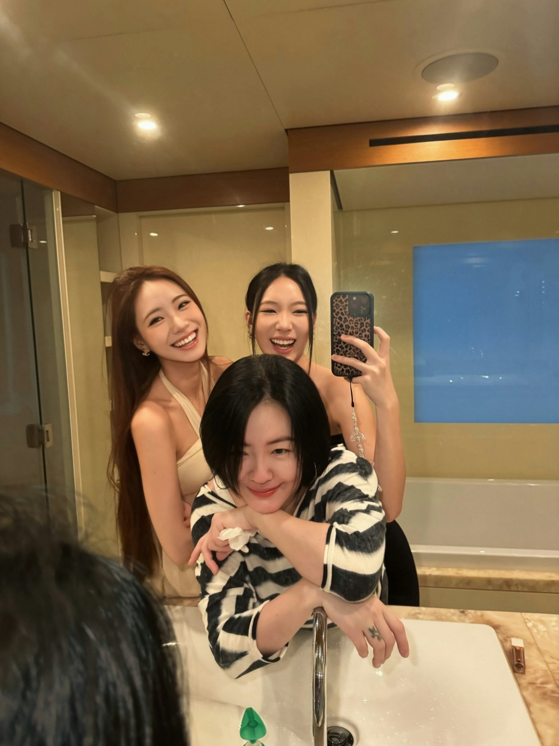 母女感情好好。(IG@elephantdee)
