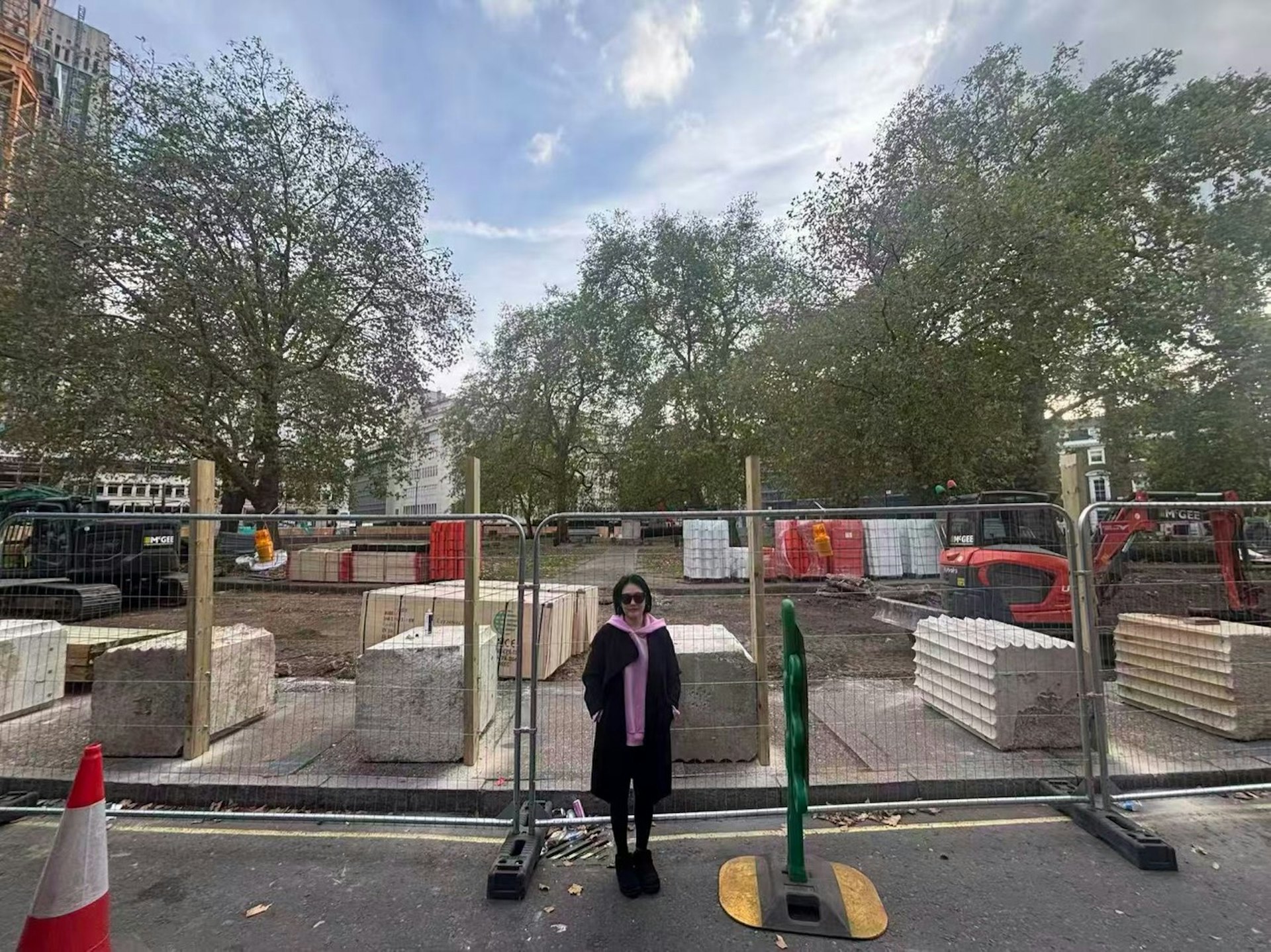 小S夫妇送二女儿许韶恩赴伦敦留学,两姐妹联手创立女装品牌MEUWSE 小S夫妇送二女儿许韶恩赴伦敦留学,两姐妹联手创立女装品牌MEUWSE