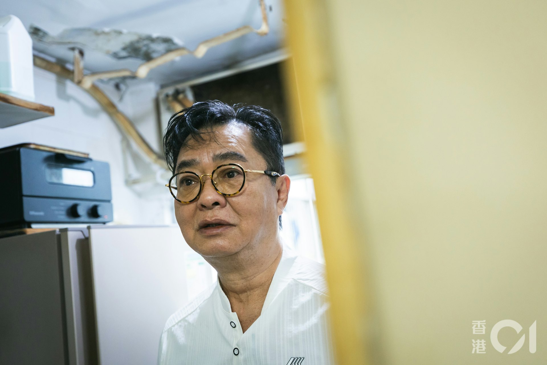 17歲少年DSE放榜日墮樓,單親父親為完成遺願出版《虛無人》 17歲少年DSE放榜日墮樓,單親父親為完成遺願出版《虛無人》