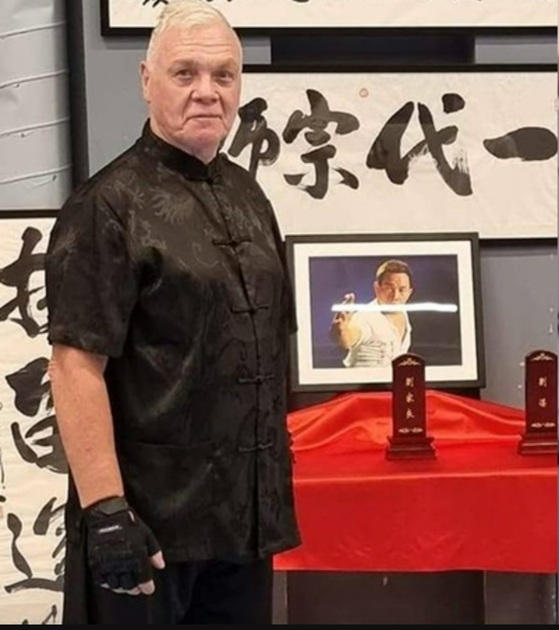 著名外籍武師何麥離世 享年64歲:曾守夜劉家良、做史泰龍保鑣 著名外籍武師何麥離世 享年64歲:曾守夜劉家良、做史泰龍保鑣