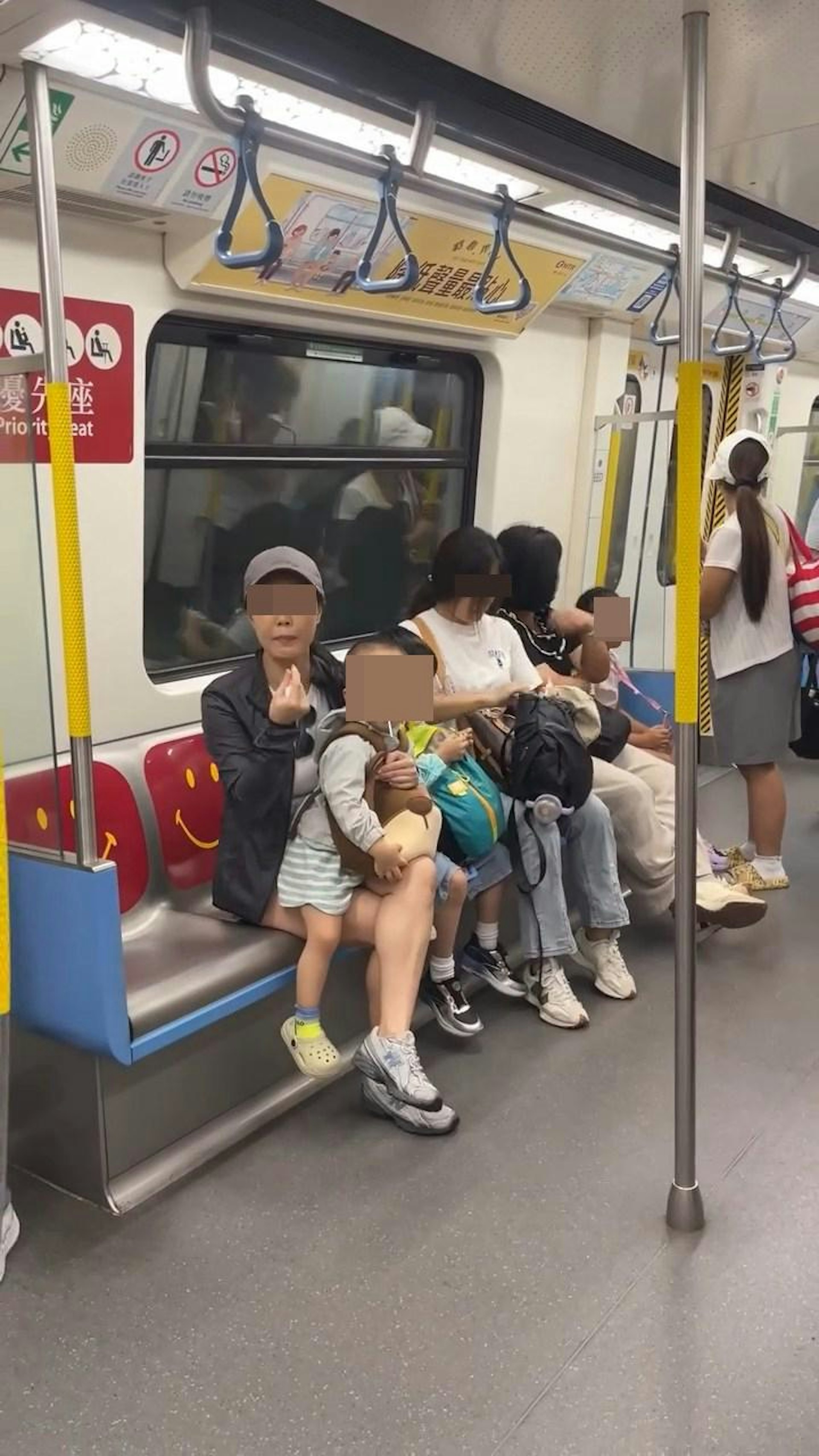2名女子之後不斷責罵樓主。(Threads@rain_rain_p)