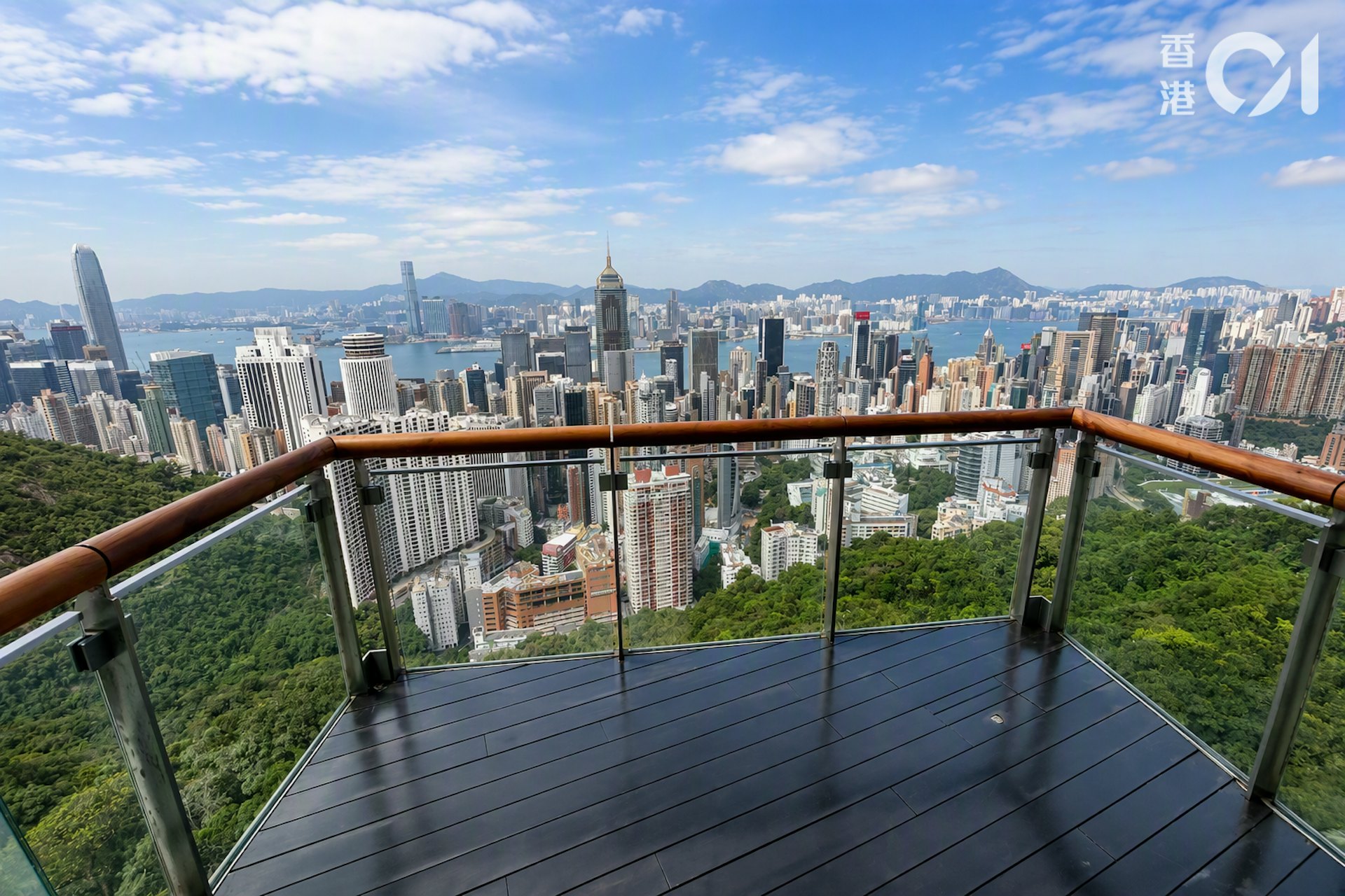 傲璇5樓外望景觀。