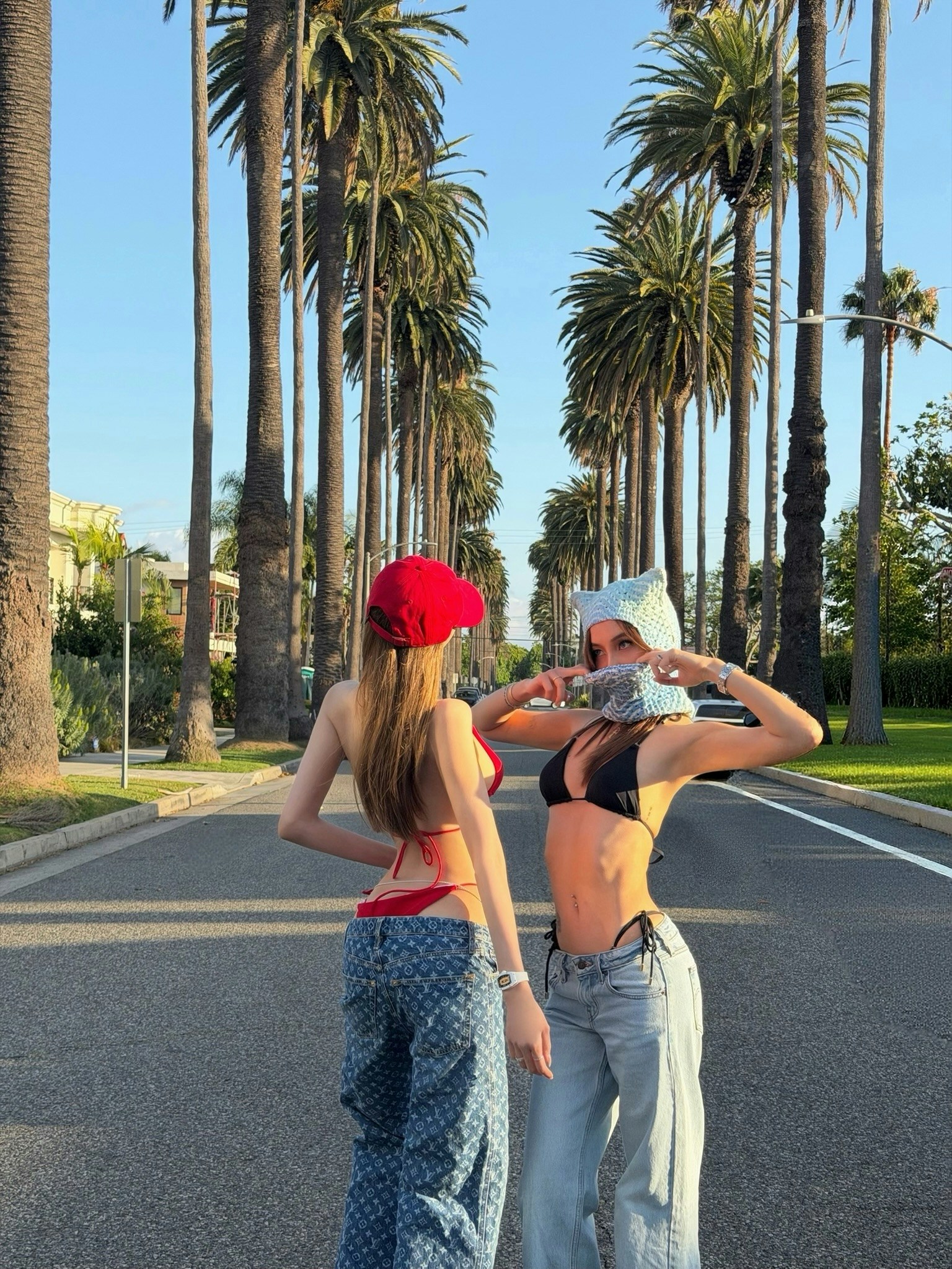 火辣身材。(ig@cbbheree)