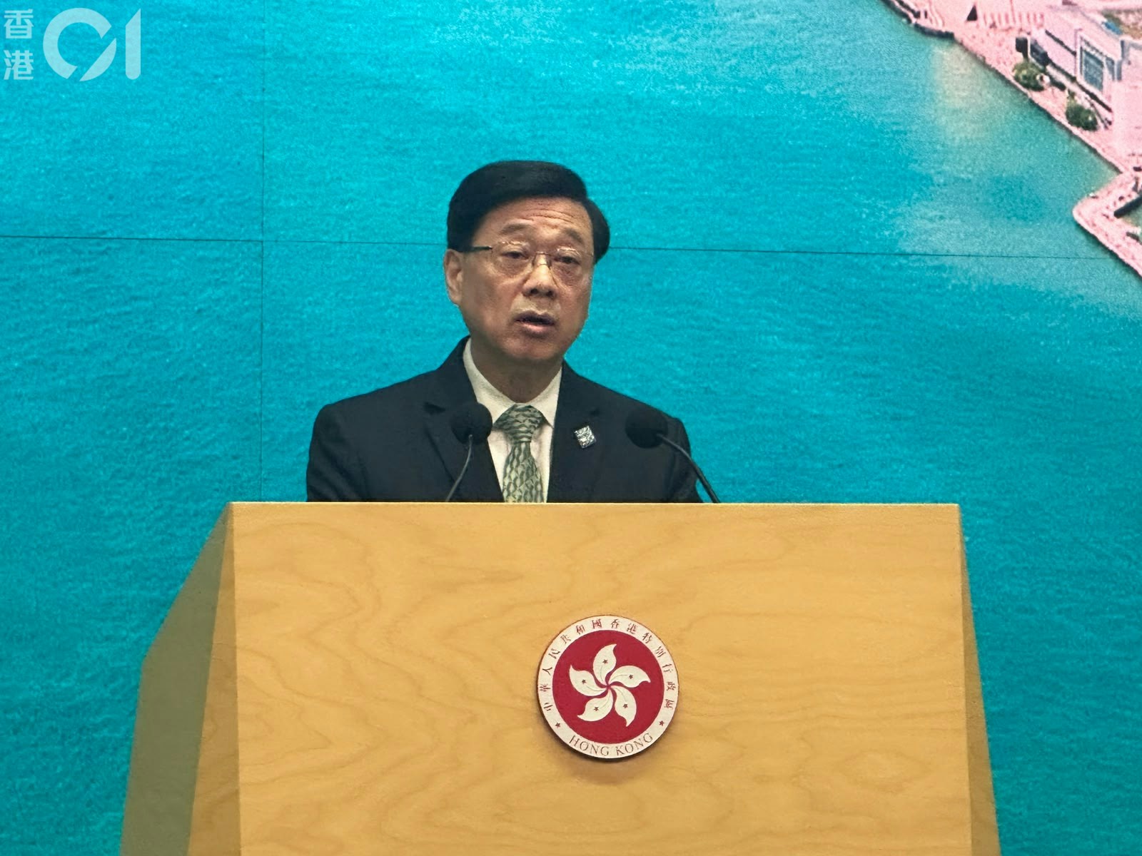 宏福苑大火问责时间表:李家超承诺报告出炉后迅速推进改革 宏福苑大火问责时间表:李家超承诺报告出炉后迅速推进改革