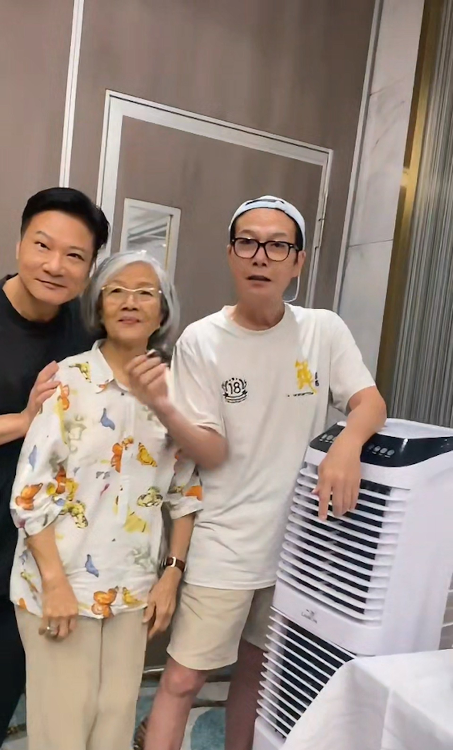 十分溫馨!