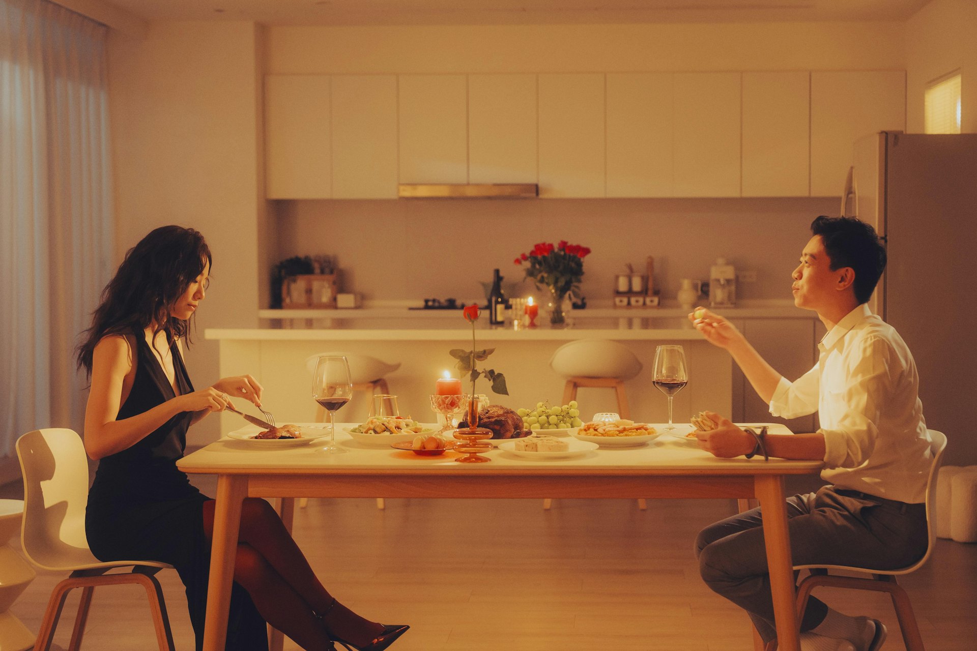 邓丽欣台湾拍摄《已经离我太远》MV,黄伟文时隔二十余载再续前缘 邓丽欣台湾拍摄《已经离我太远》MV,黄伟文时隔二十余载再续前缘