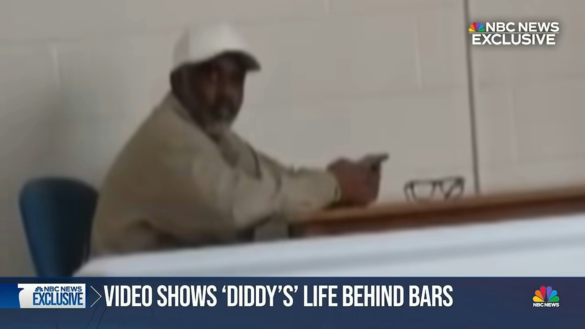根據四名曾與Diddy同一監區的獄友匿名爆料,Diddy透過在監獄外的人事關係,持續將上萬的美金直接匯入其他囚友的監獄個人福利戶口,而囚友就會提供私人服務。(NBC News YouTube片段截圖)
