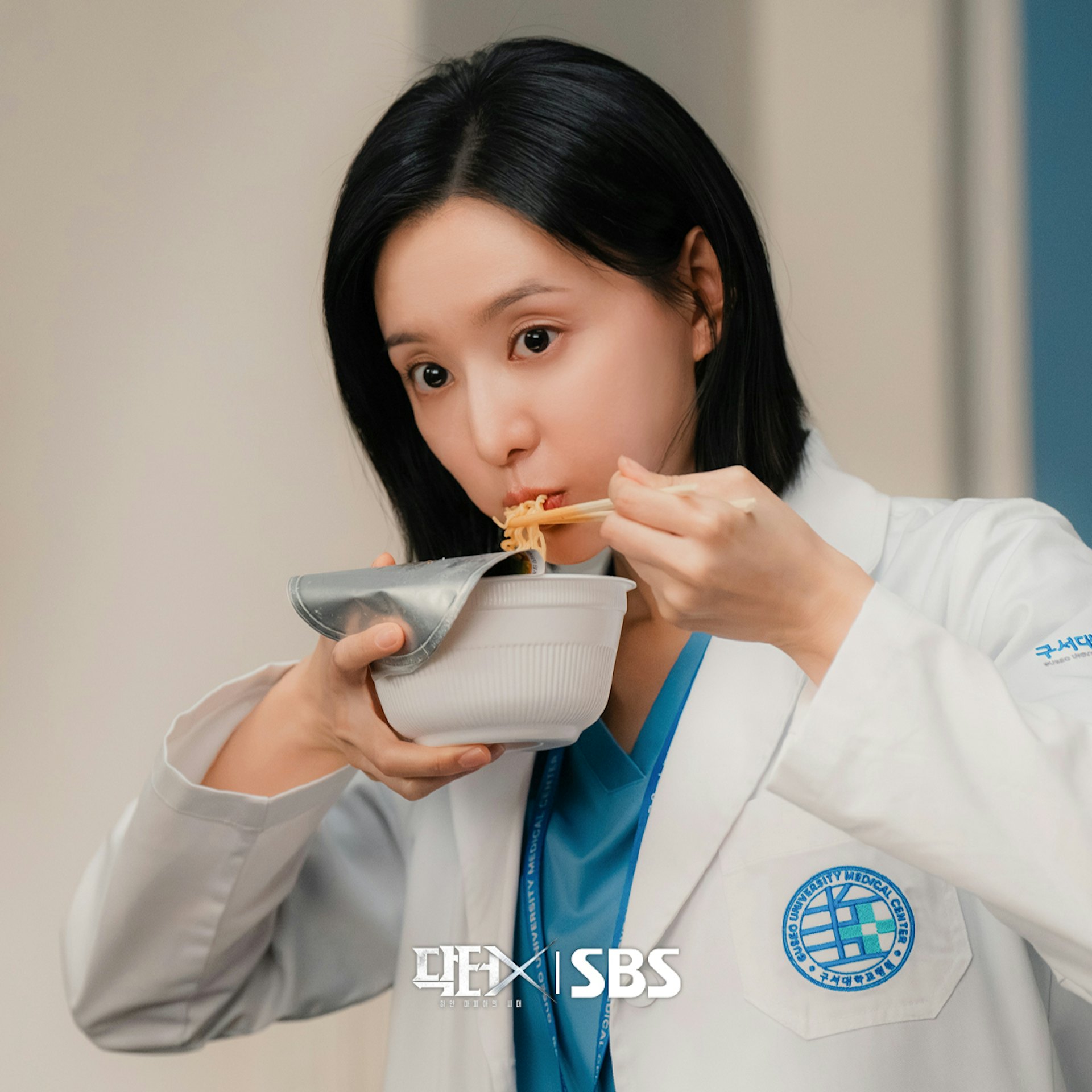 除了女主角金智媛的強勢加入外,本劇的配角陣容同樣極具看點。(IG@sbsdrama.official)