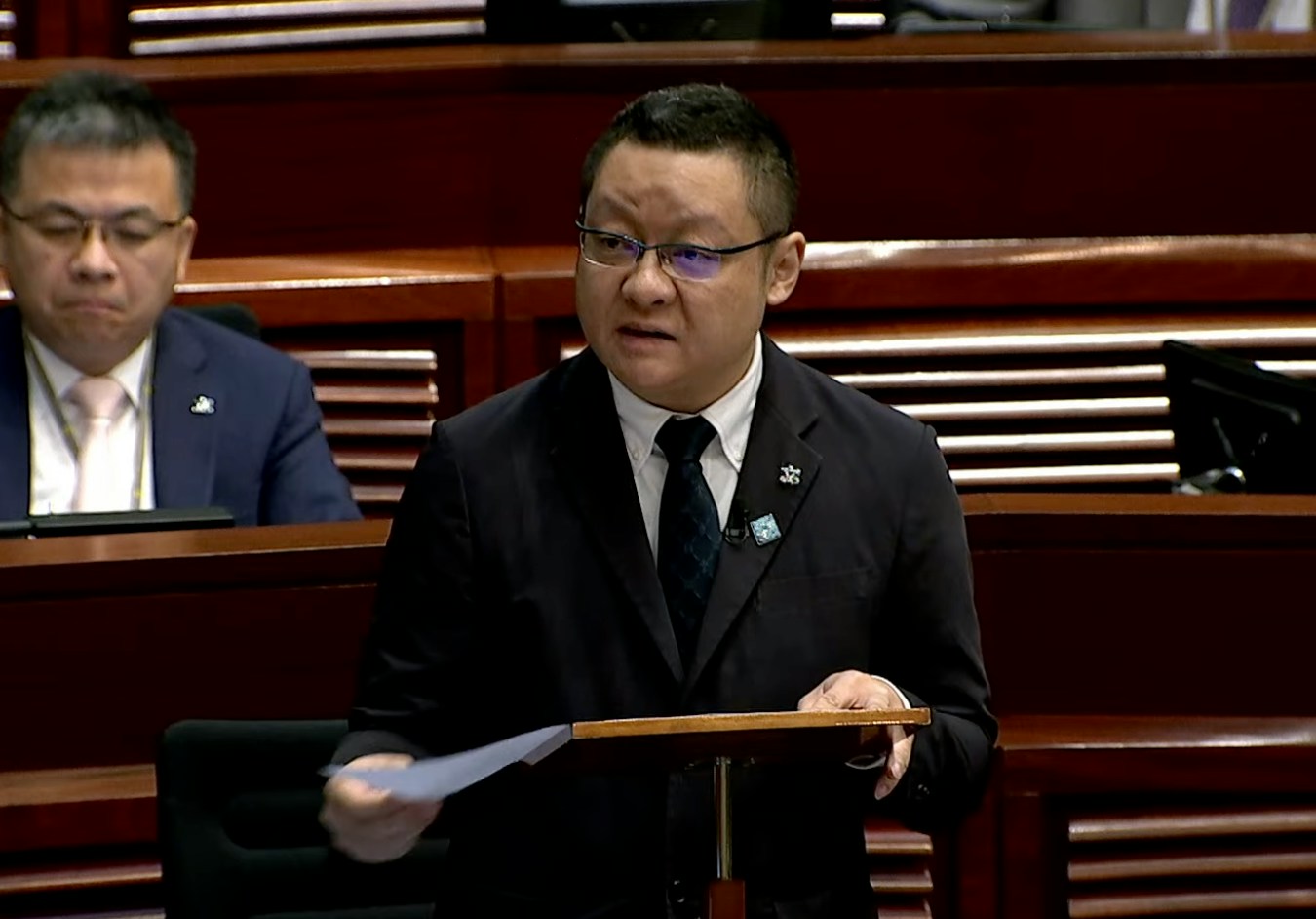 選委界議員范駿華在五年規劃及施政報告合併辯論中發言。(立法會直播)