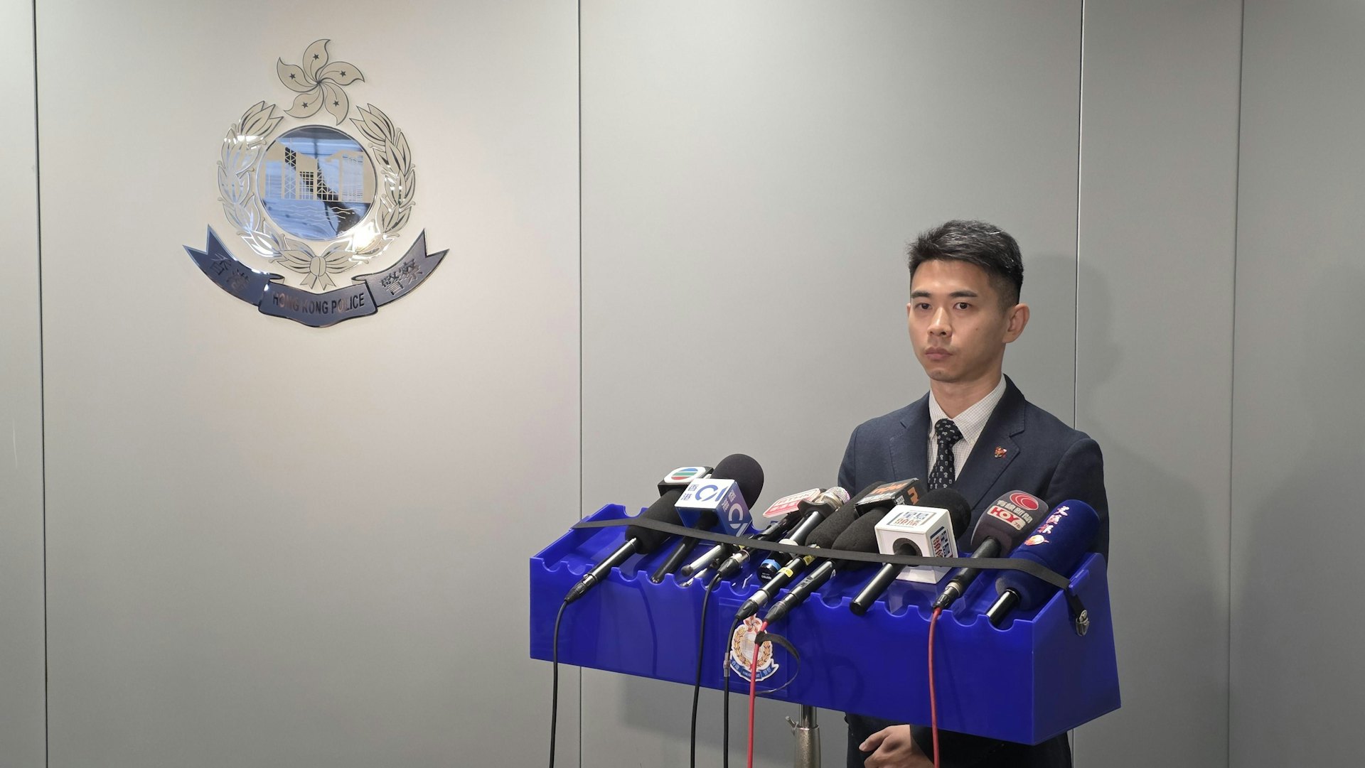 四人涉嫌伪造薪资记录骗取七千万港元按揭贷款被捕 四人涉嫌伪造薪资记录骗取七千万港元按揭贷款被捕