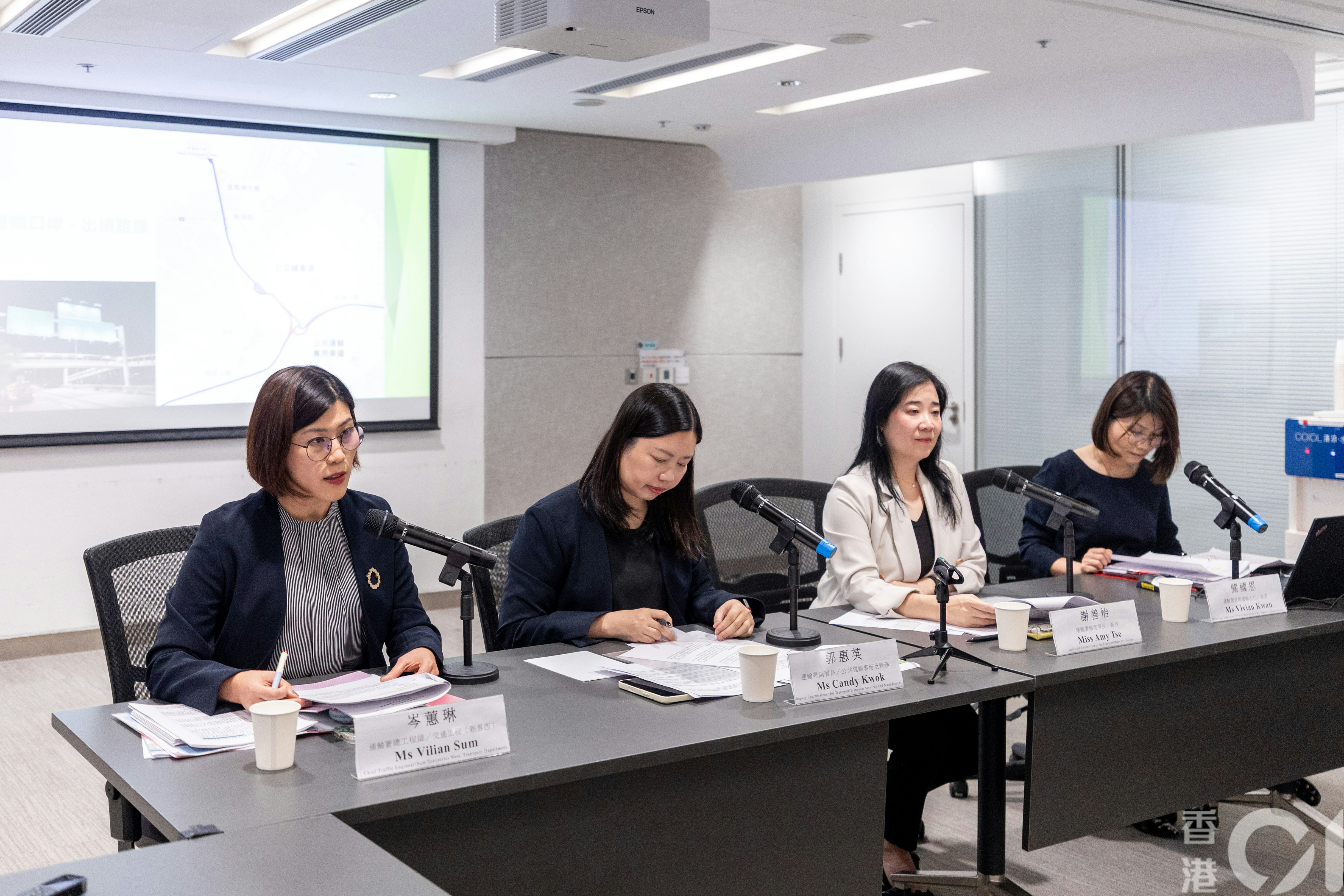 新皇崗口岸開通在即,運輸署今日(7日)向傳媒講解交通及運輸安排。
