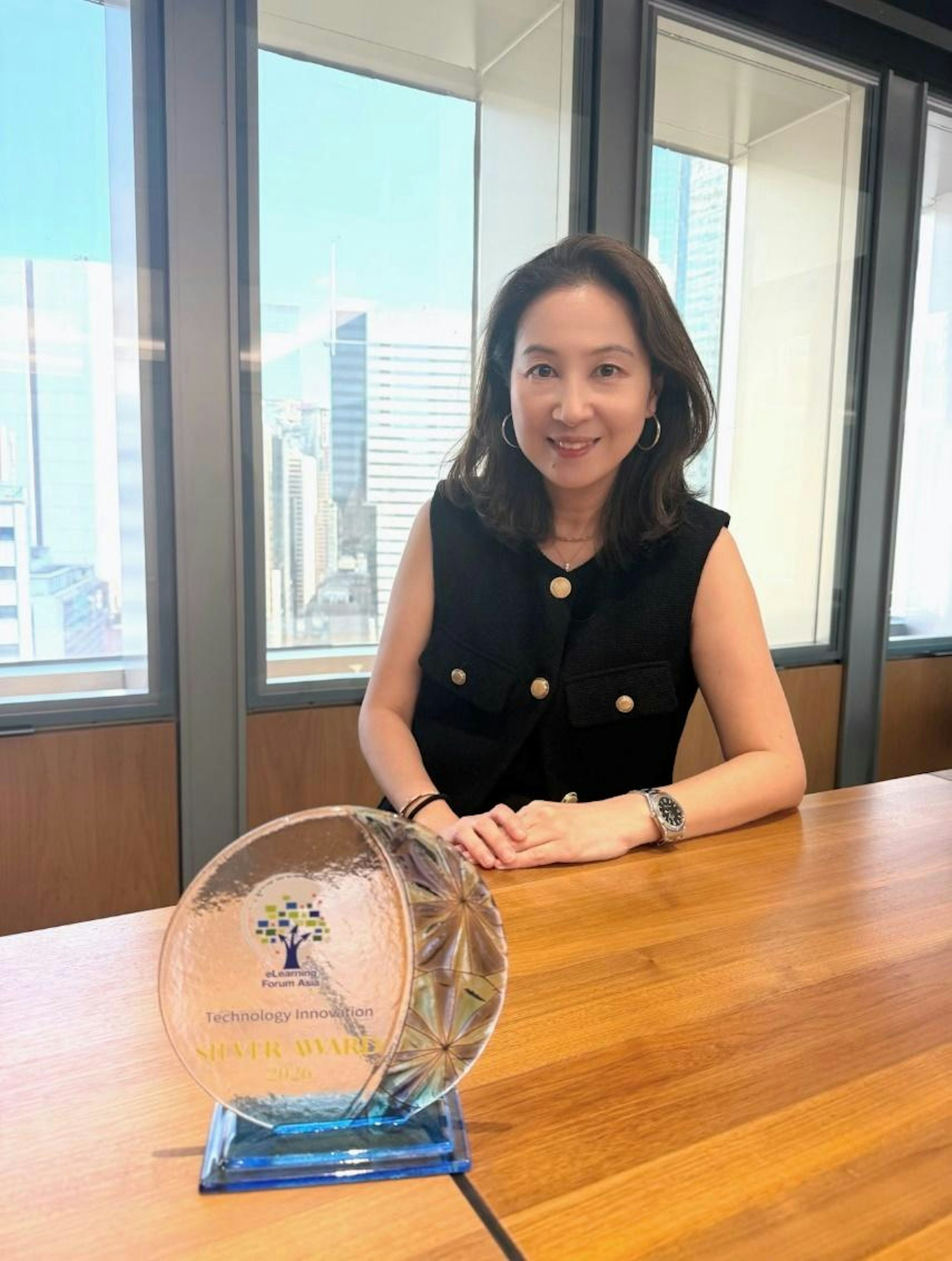Goodclass.ai董事總經理陳芷芸表示,校本全方位Goodclass.ai平台由所羅門教育集團與香港科技大學人工智能素養發展中心攜手開發,今年更獲得「亞洲數位學習論壇」(eLearning Forum Asia/eLFA)創新科技銀獎。