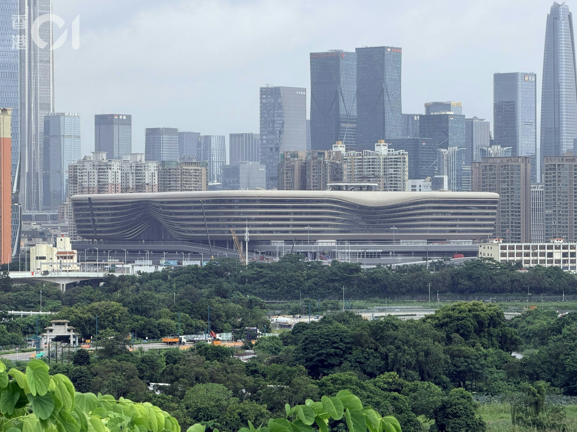 新皇崗口岸10月12日啟用,合作查驗通道同步開放 新皇崗口岸10月12日啟用,合作查驗通道同步開放