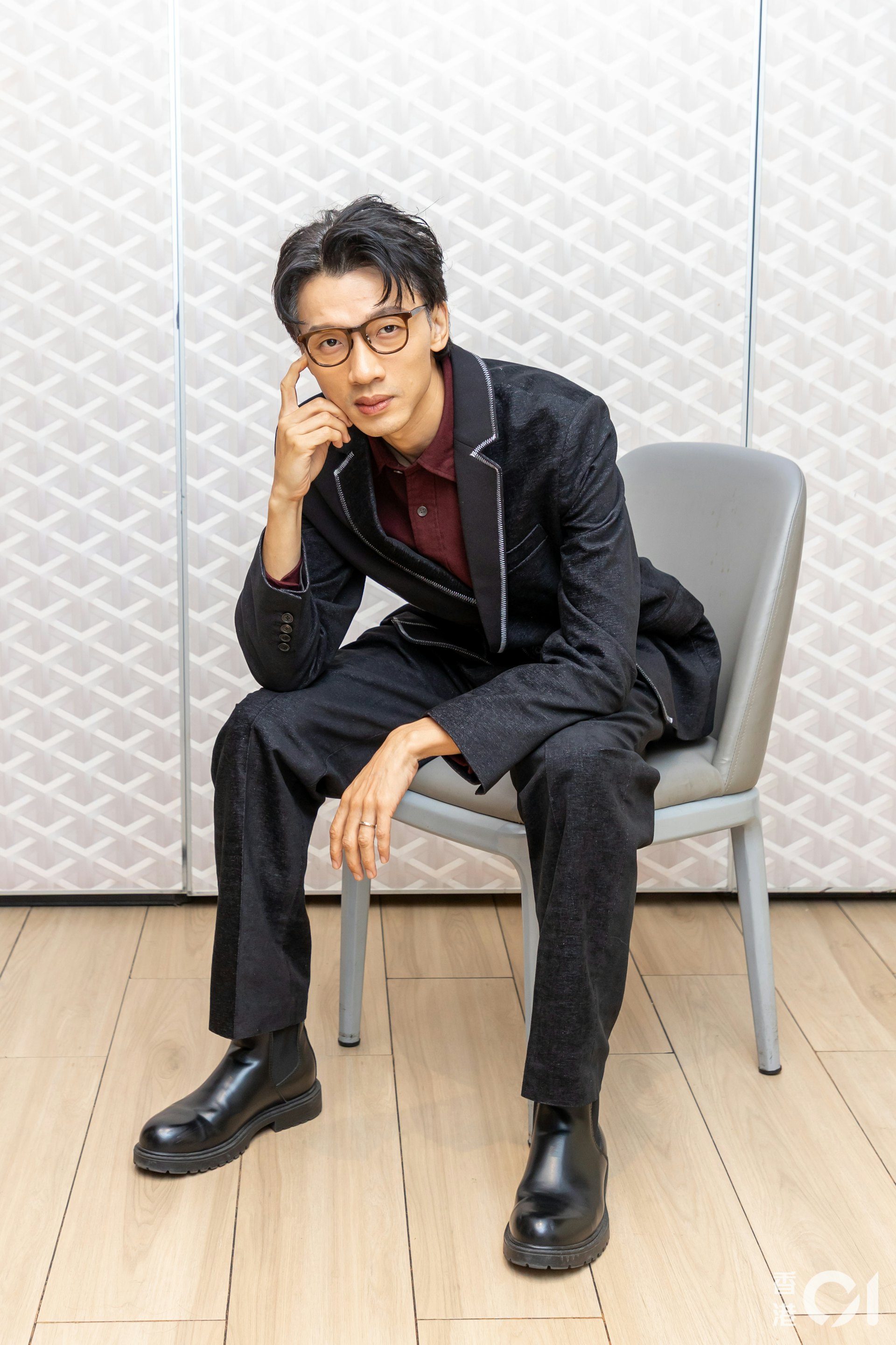 舞台劇《見面即地獄》由李佳芯(Ali)、劉漪琳(琳琳)、陳湛文(Peter)及何啟華(Dee)主演。