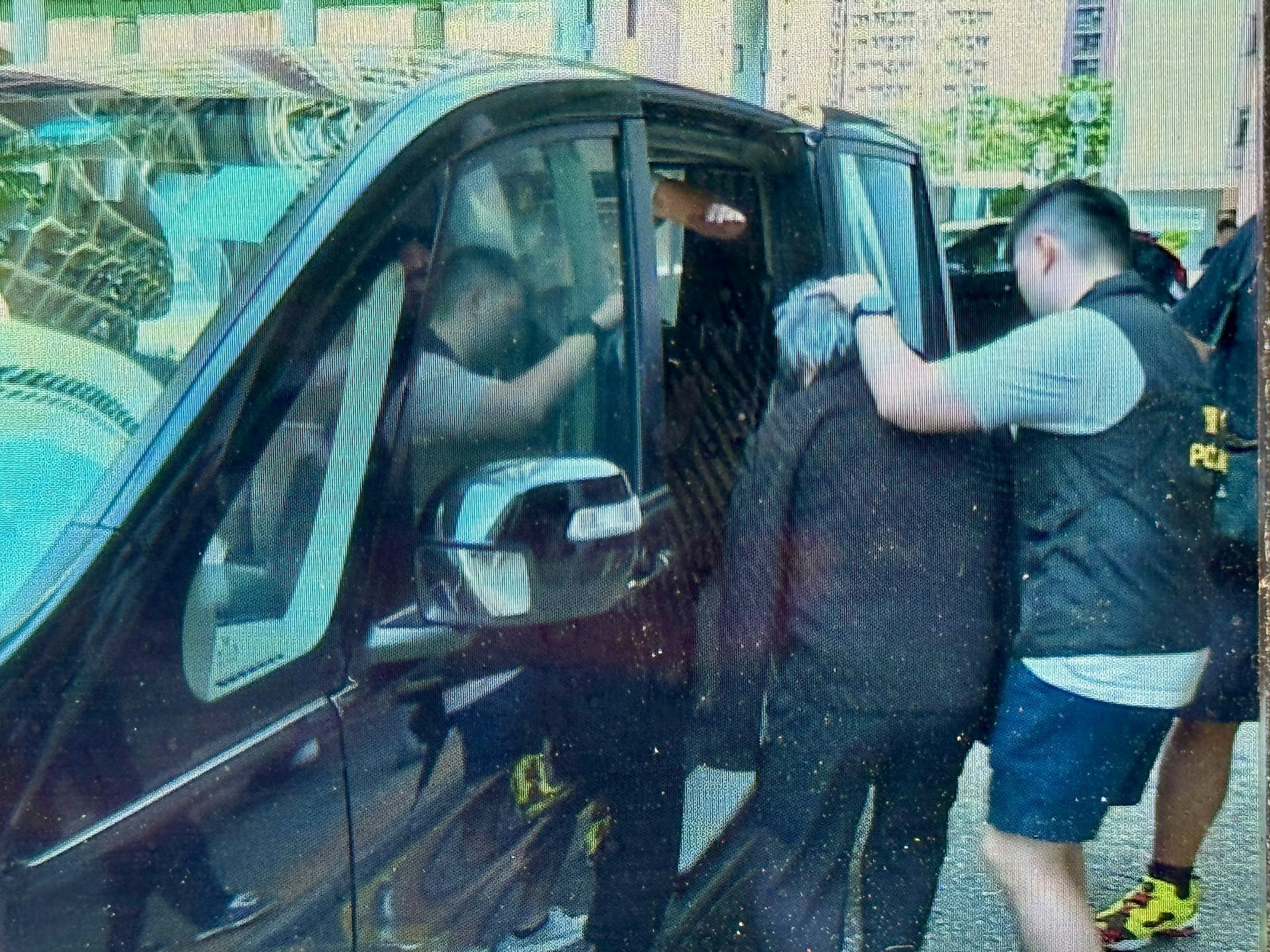 警方拘捕涉案男子。
