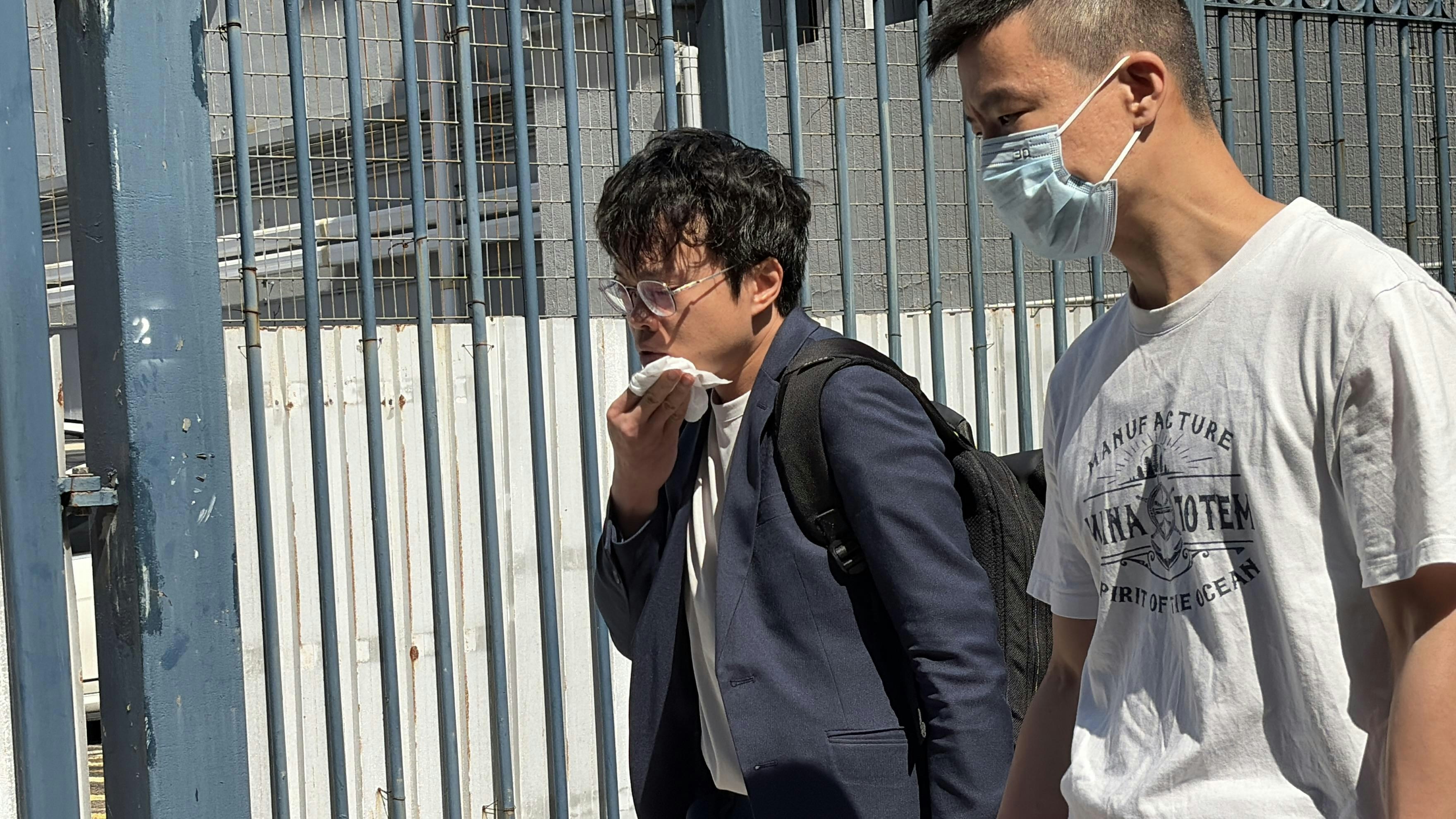 兩名被捕人士包括前本土組織「北區動源」成員黃嘉浩,今日(8日)下午獲准保釋離開。